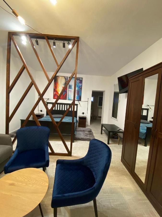 Double Room - Photo 3