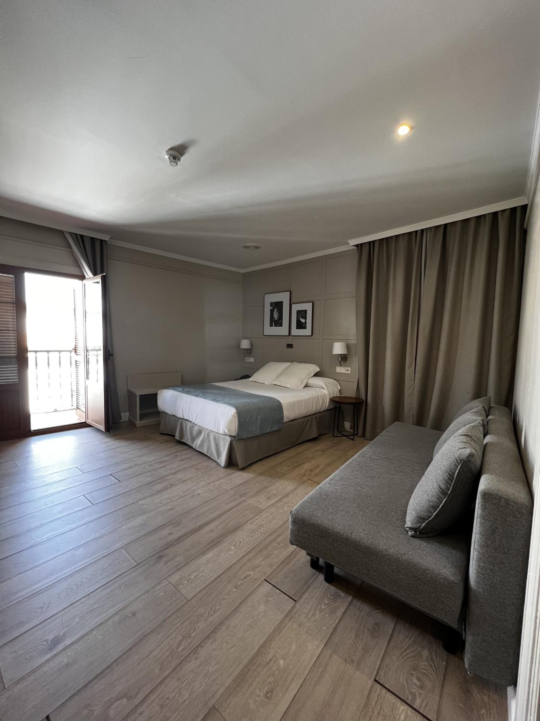 Habitación Estándar con Cama Queen