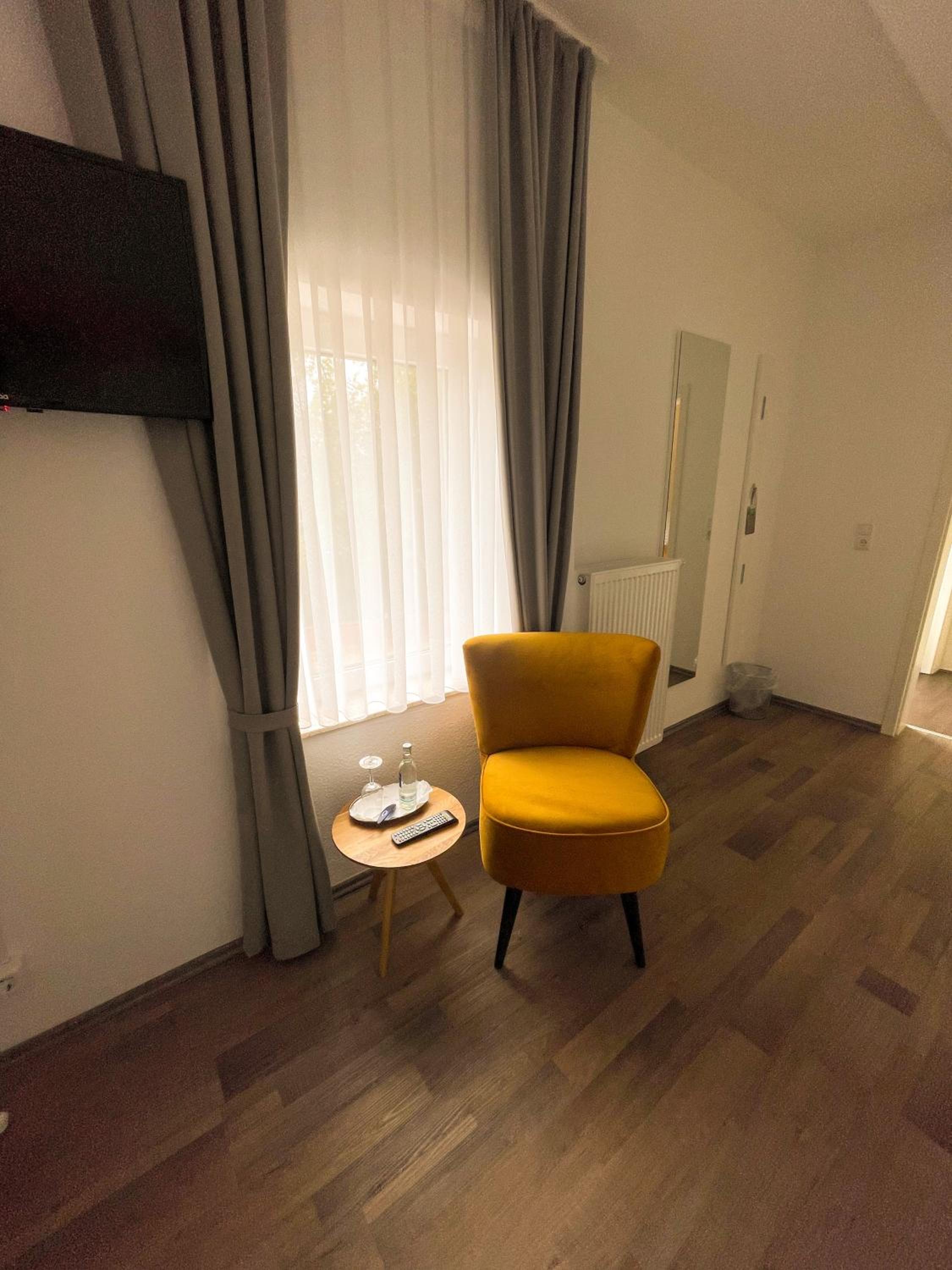 Standard Single Room