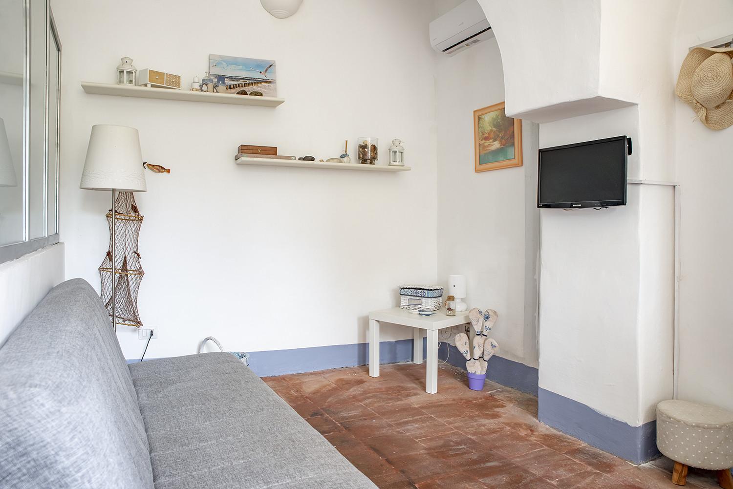 Apartment photo 2