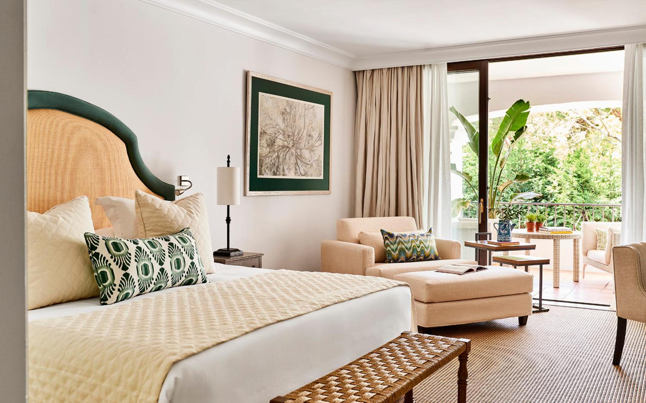 Deluxe Double or Twin Room