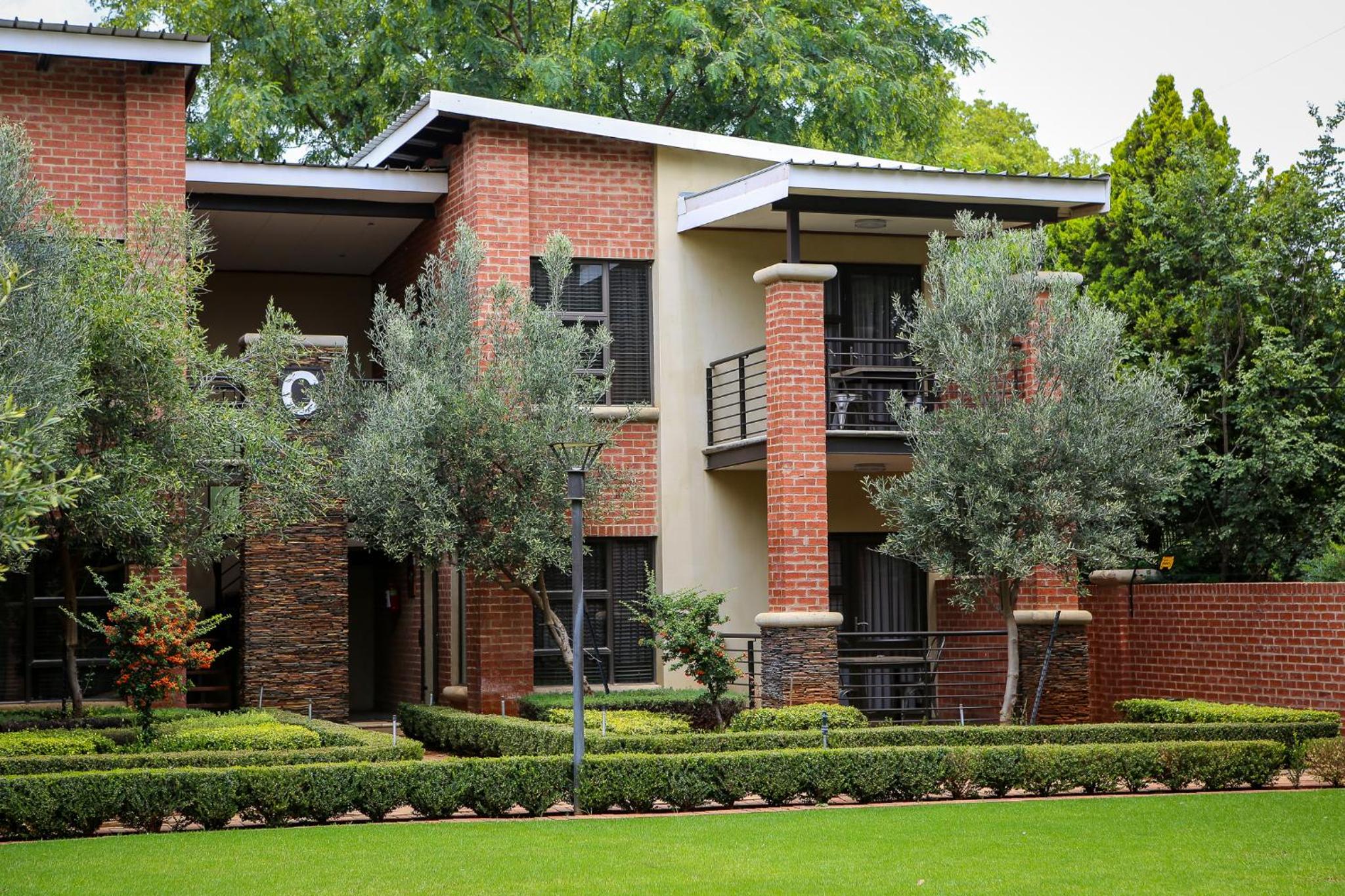 Self-Catering Apartment photo 3