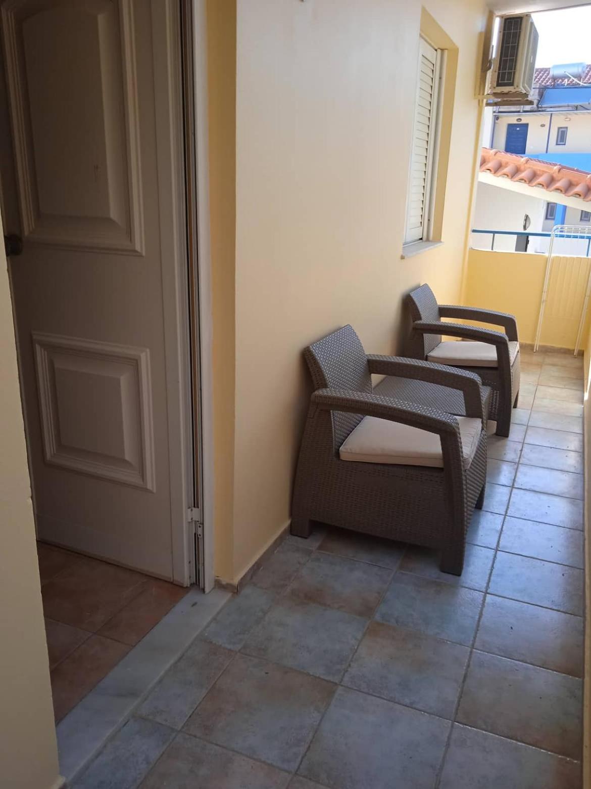 One-Bedroom Apartment - Photo 16