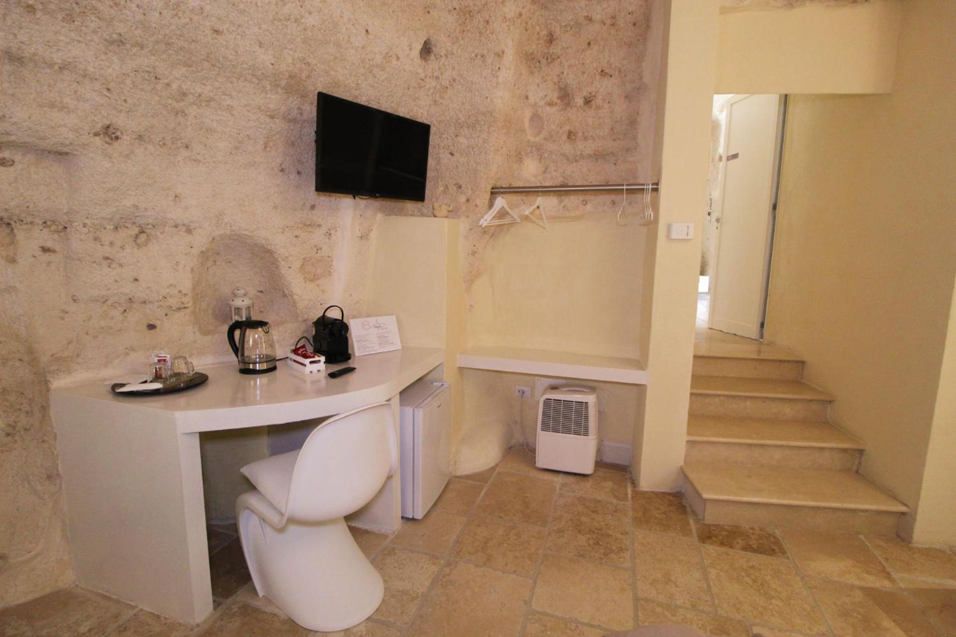 Standard Triple Room - Photo 5