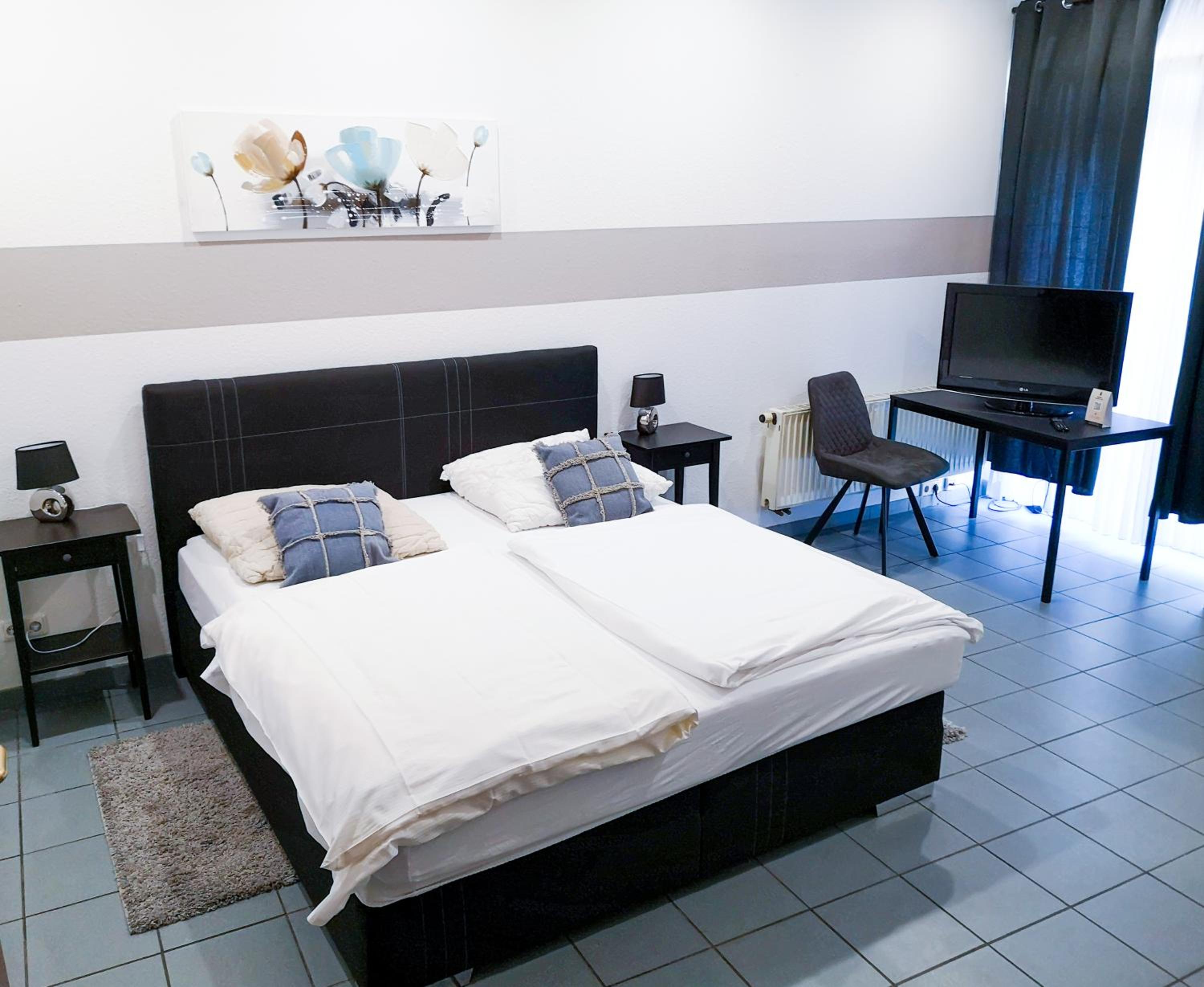 Double Room - Photo 6