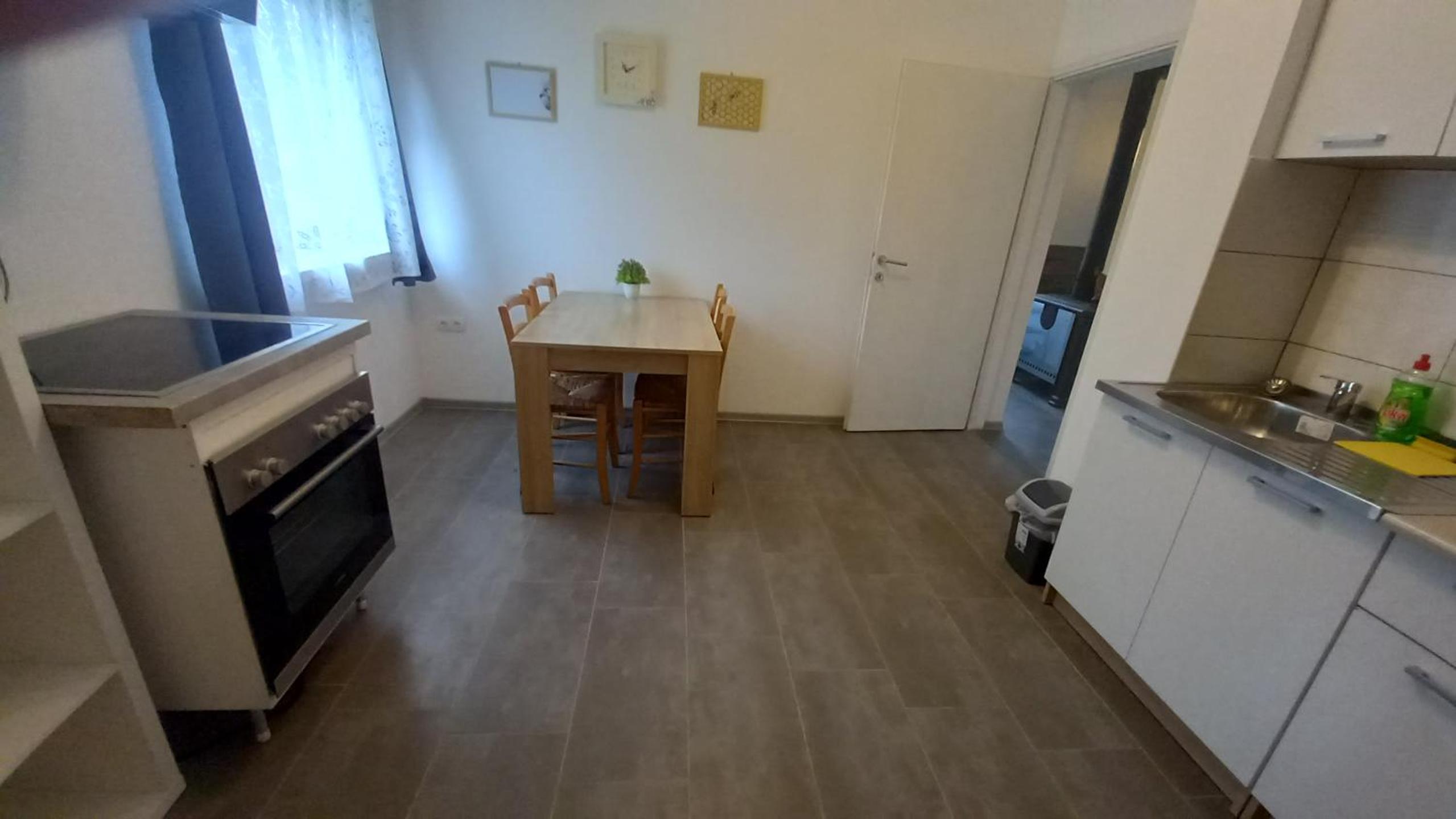 Two-Bedroom Apartment - Photo 5