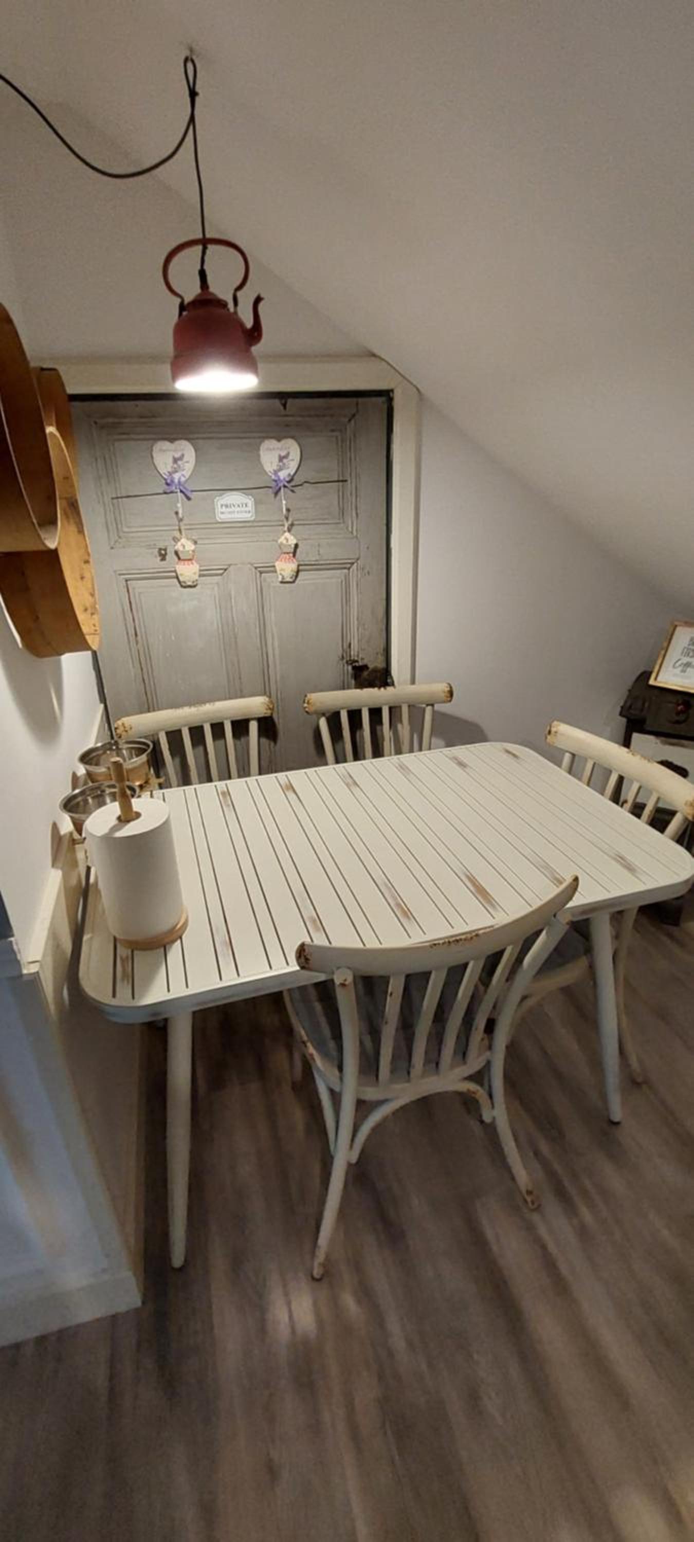 Apartment with Lake View - Photo 26