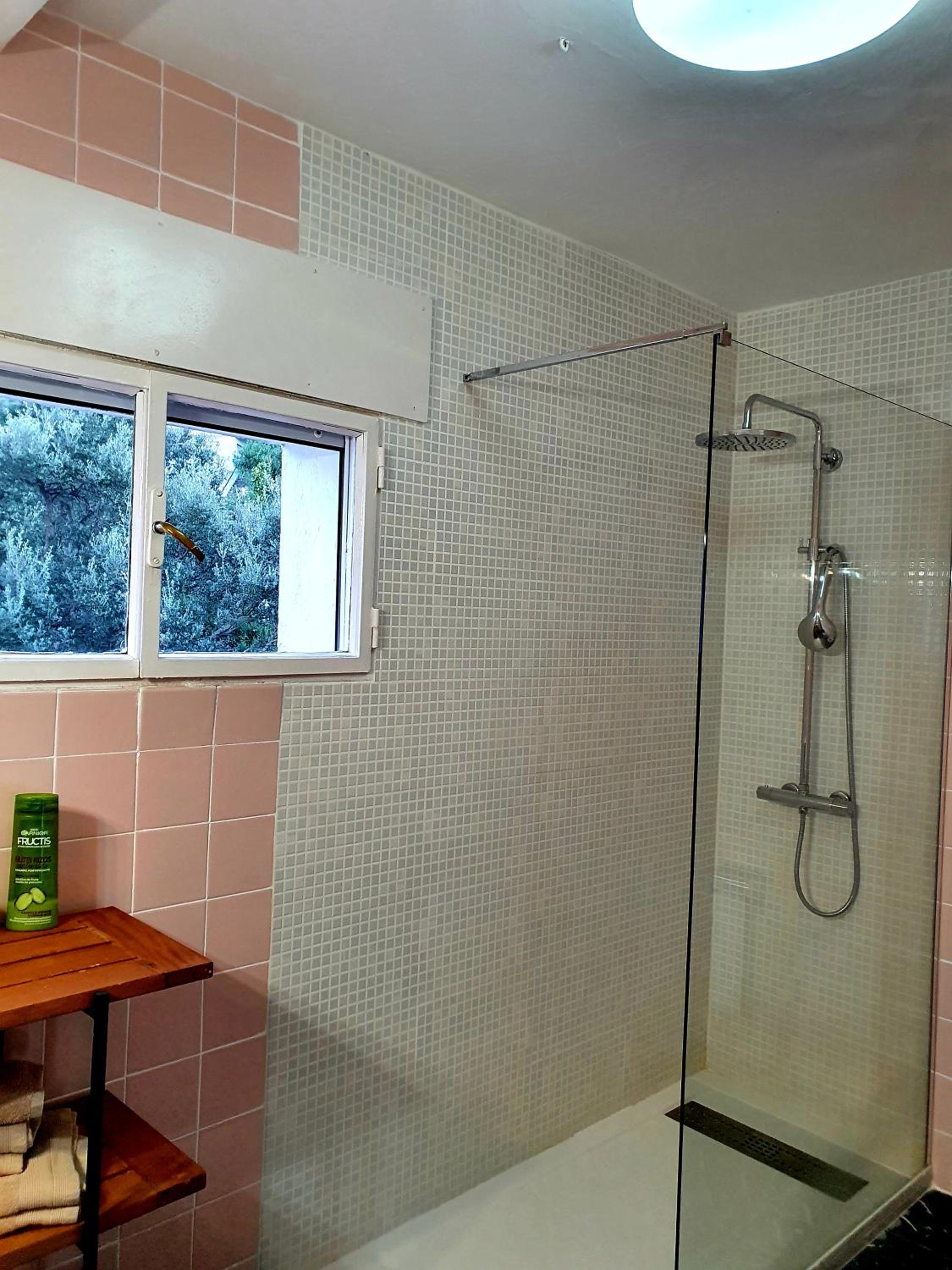 Two-Bedroom Apartment - Photo 19
