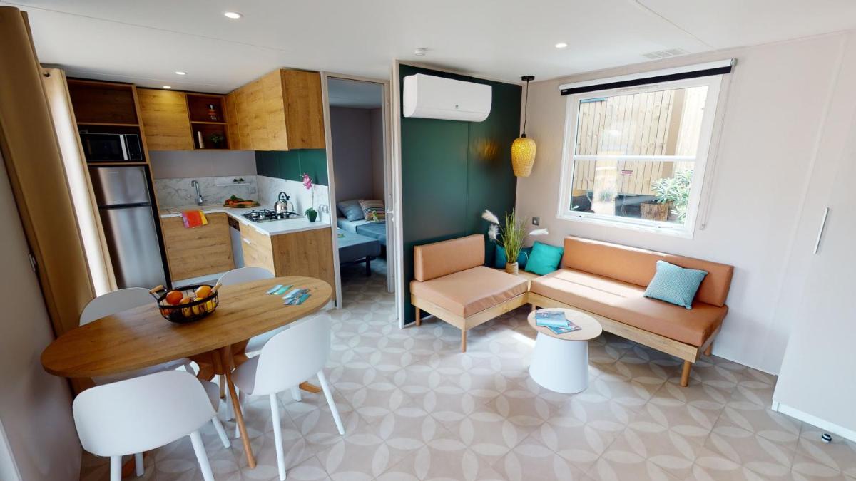 Two-Bedroom Pacific Lodge  photo 3