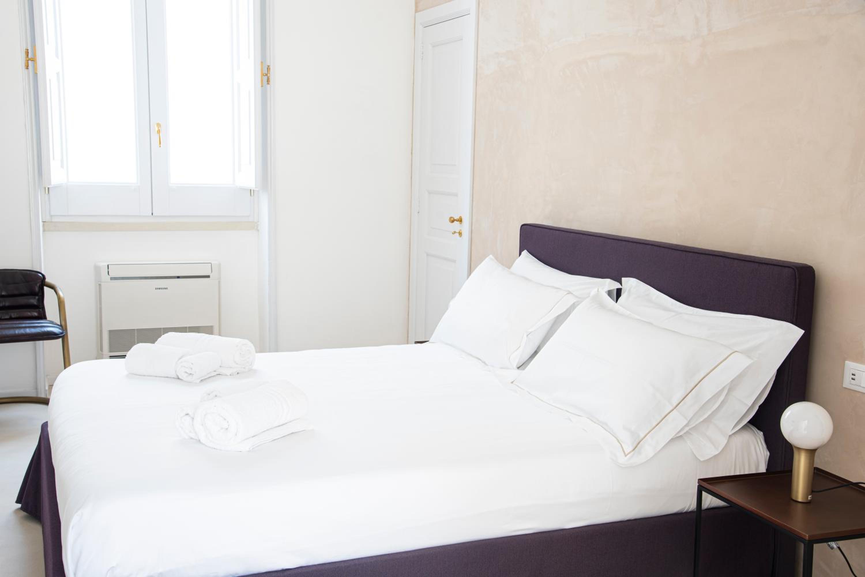 Superior Double Room - Photo 10