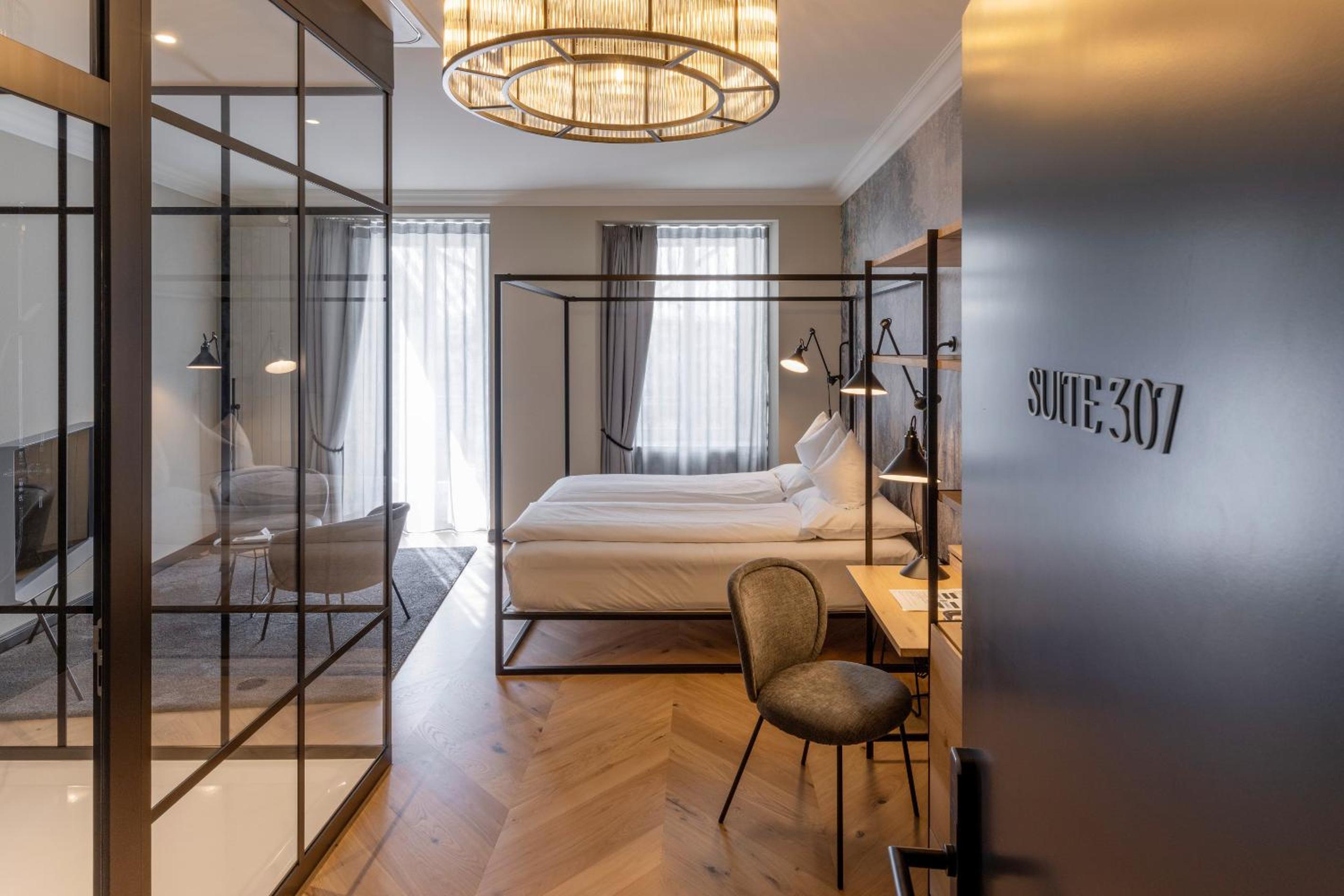 Suite with River View photo 3