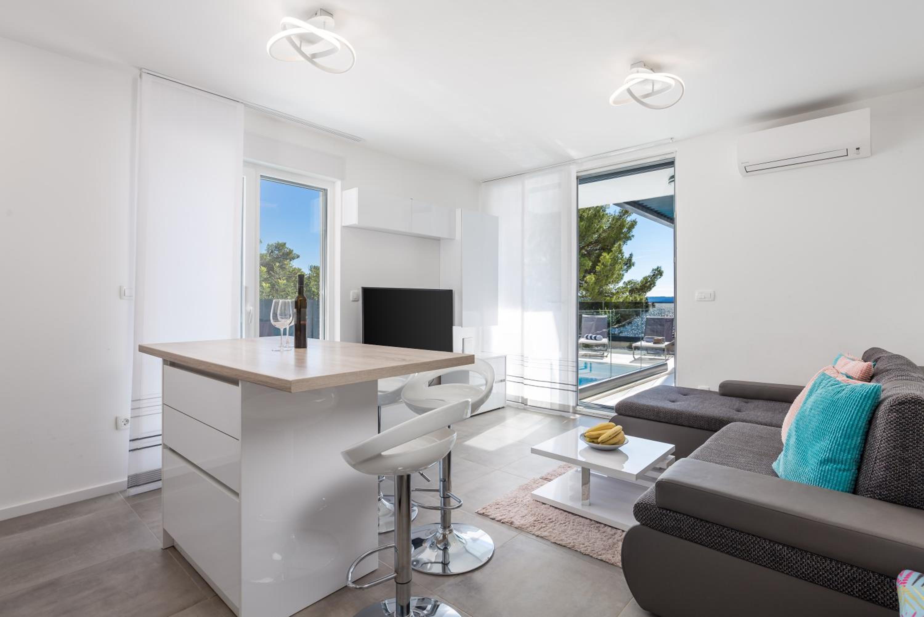 Two-Bedroom Apartment - Photo 38