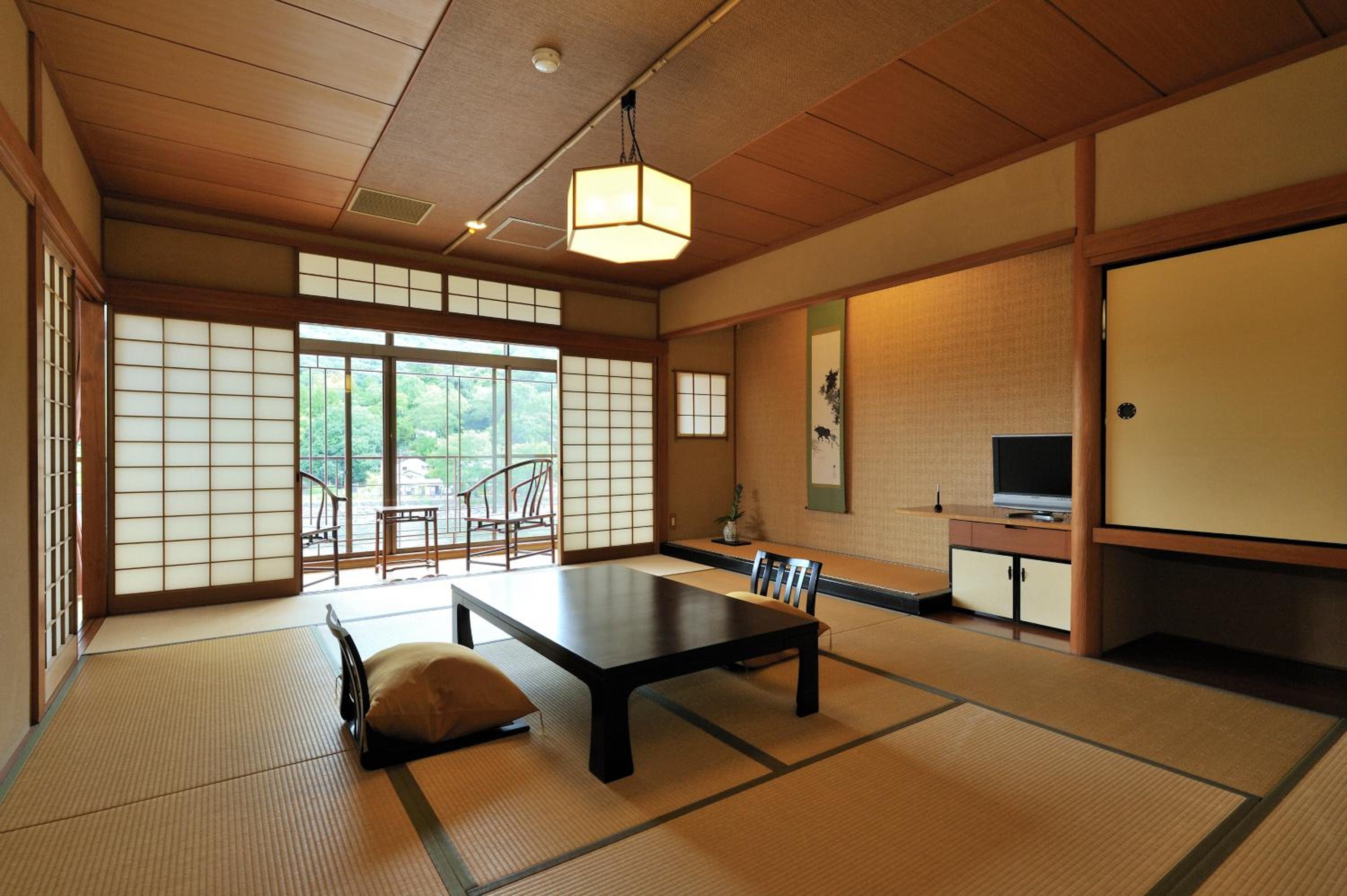 Akebono Deluxe Family Room
