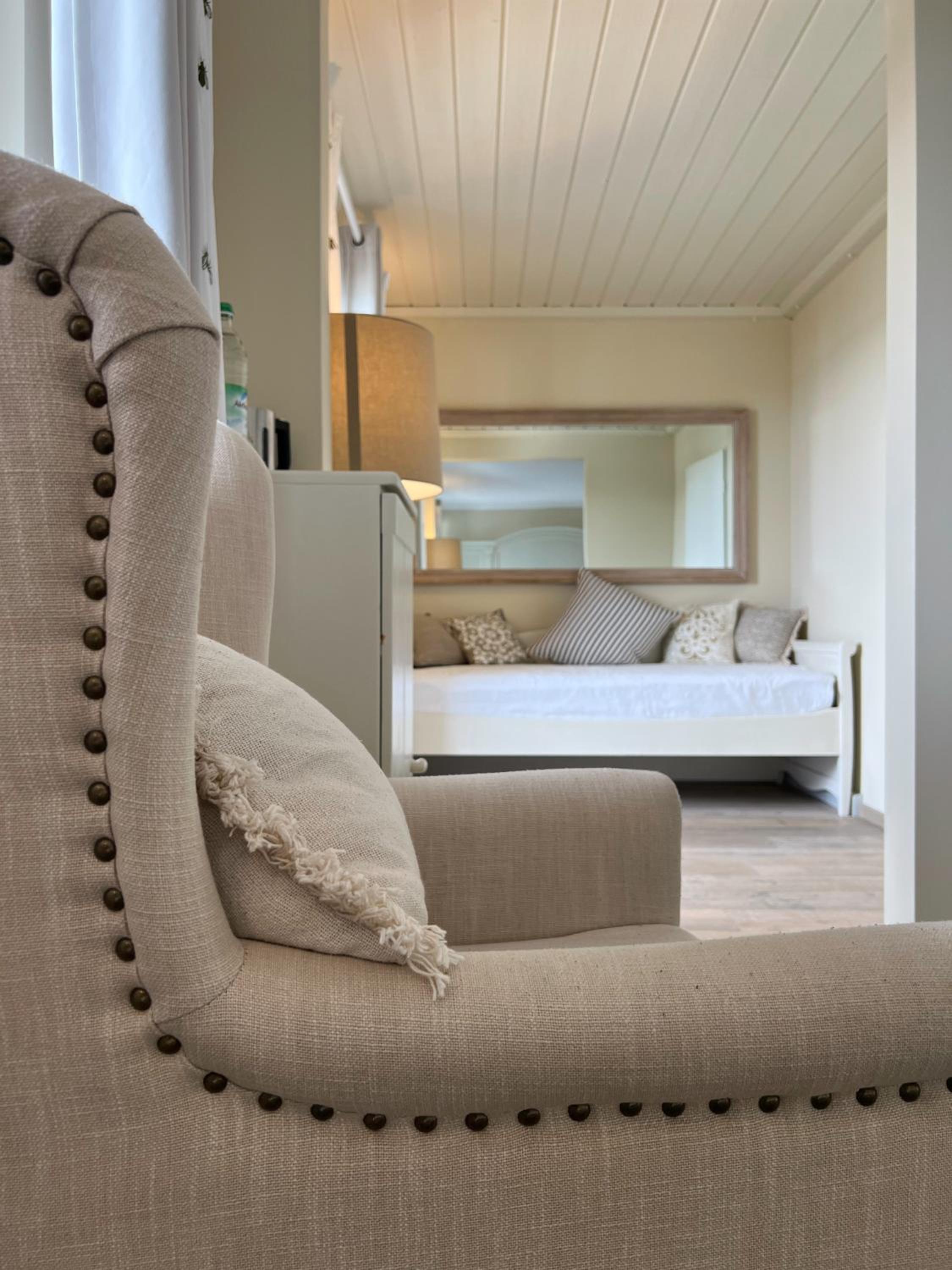 Deluxe Double Room with Balcony and lake View