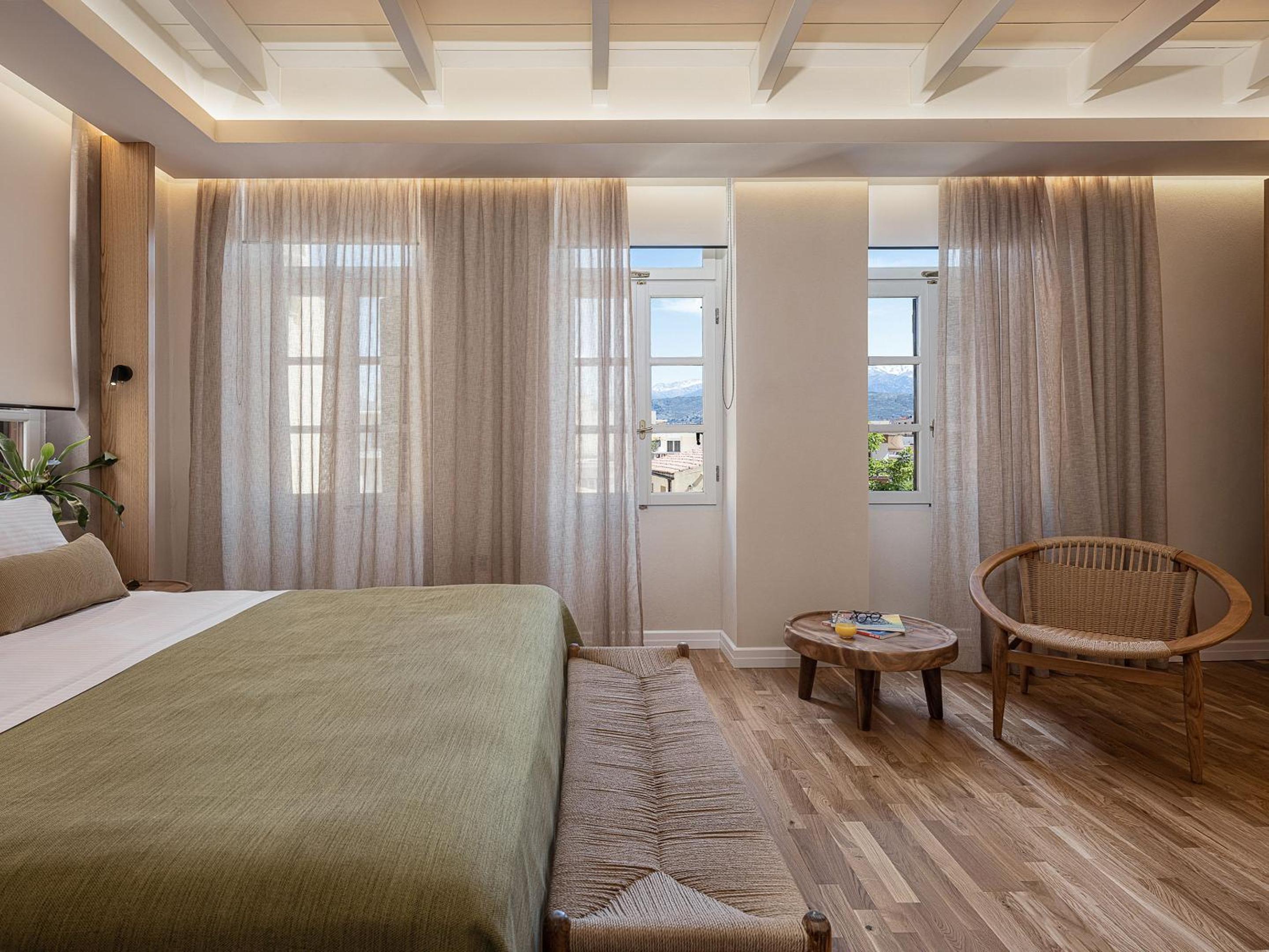 Superior Suite with Shared Veranda photo 1