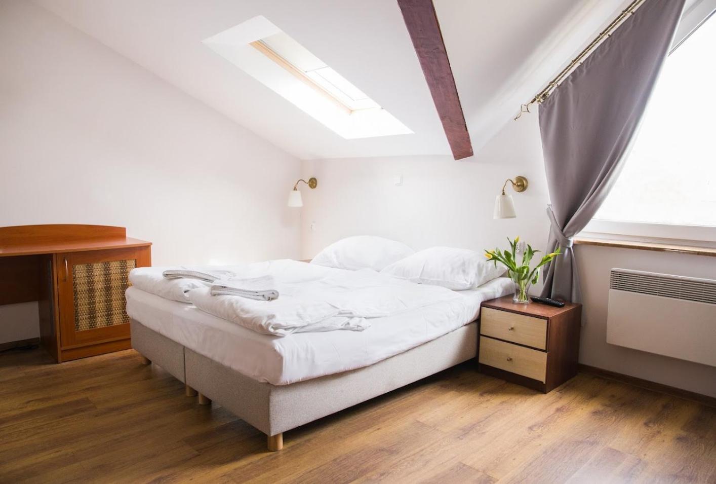 Double Room with Extra Bed (2 Adults + 1 Child) - Photo 3