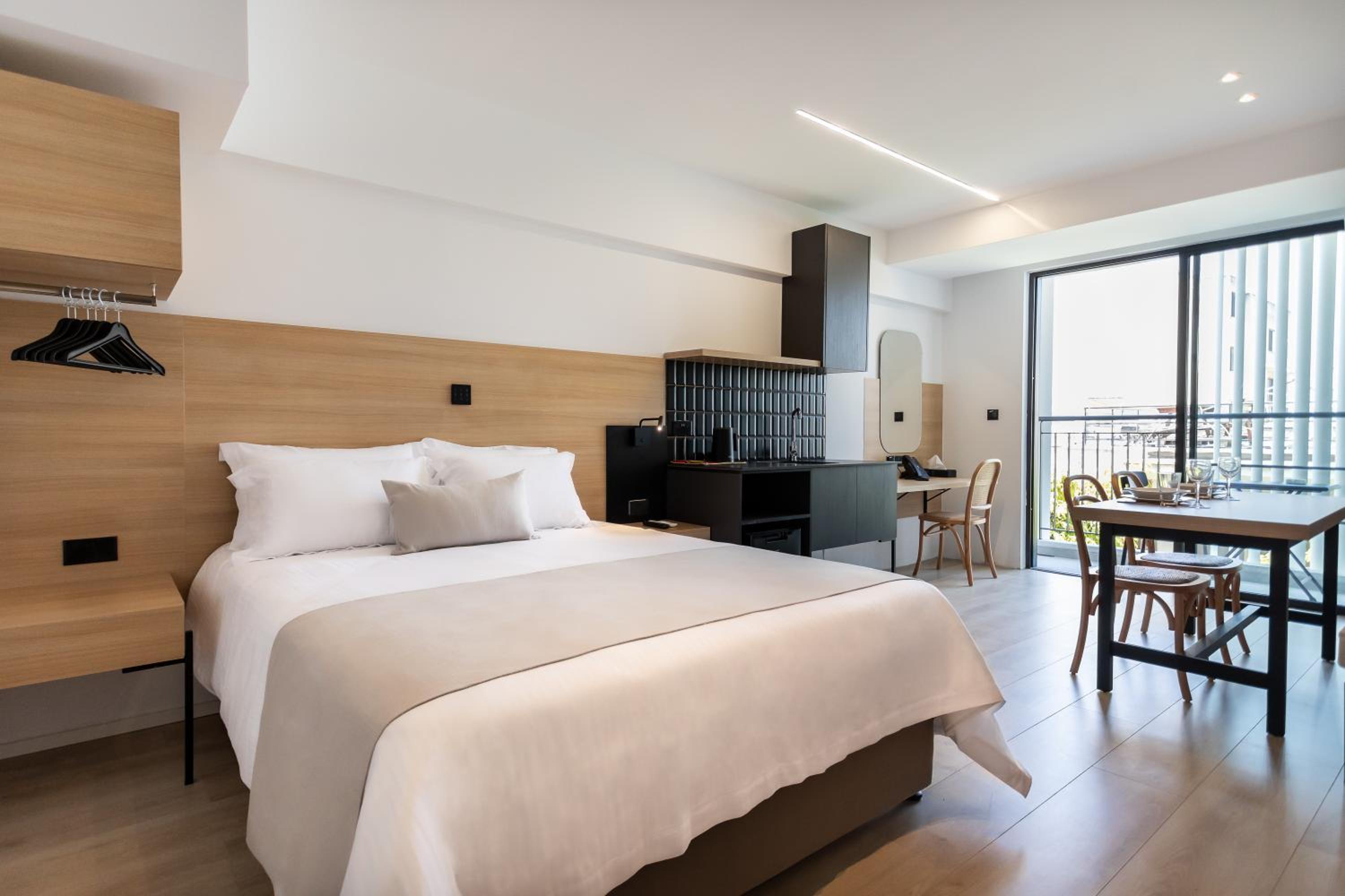 Urban Suite - Photo 3