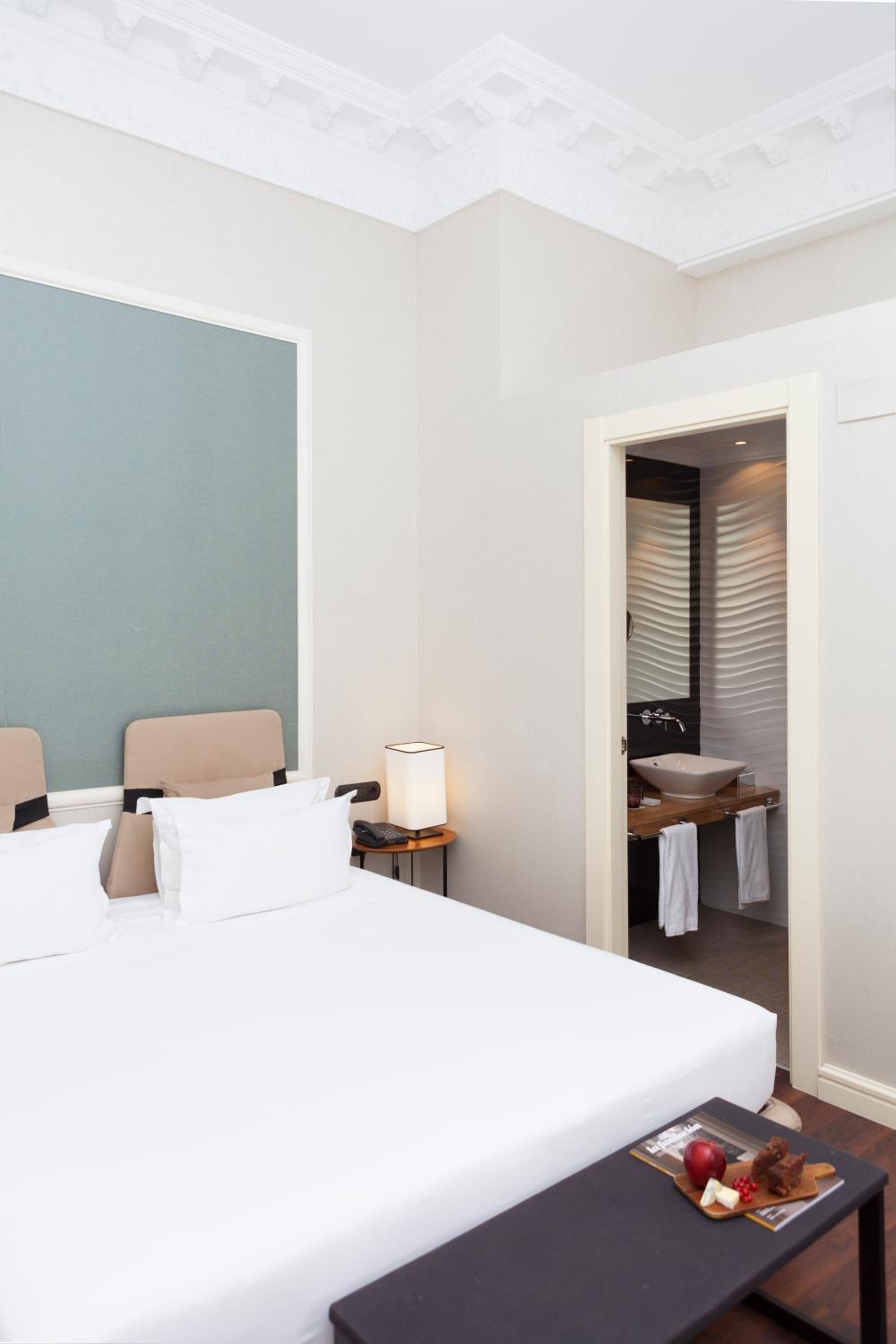 Habitación Doble Deluxe con cama supletoria (3 adultos)