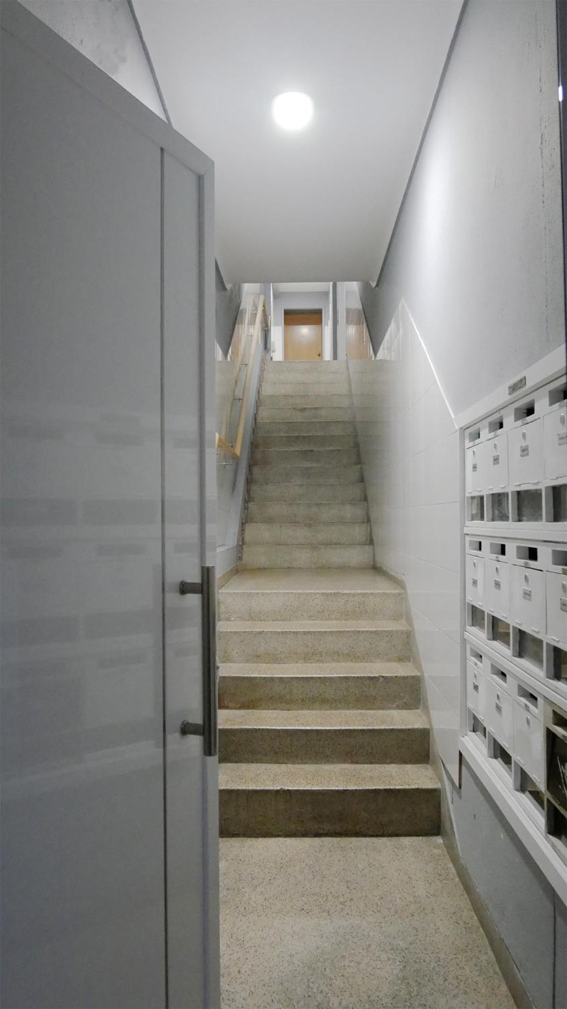 Three-Bedroom Apartment - Photo 12