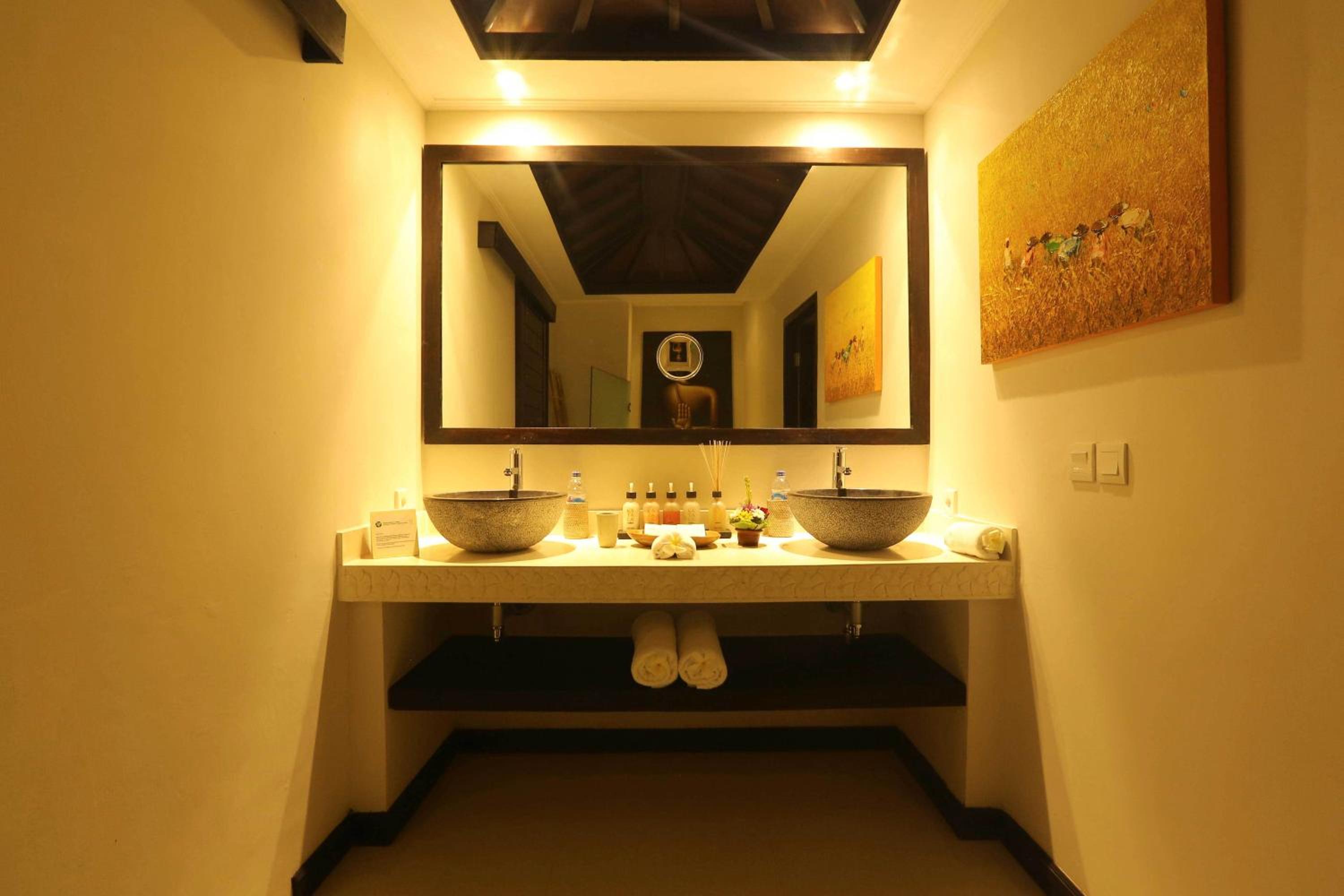 Suite with Garden View - Photo 27