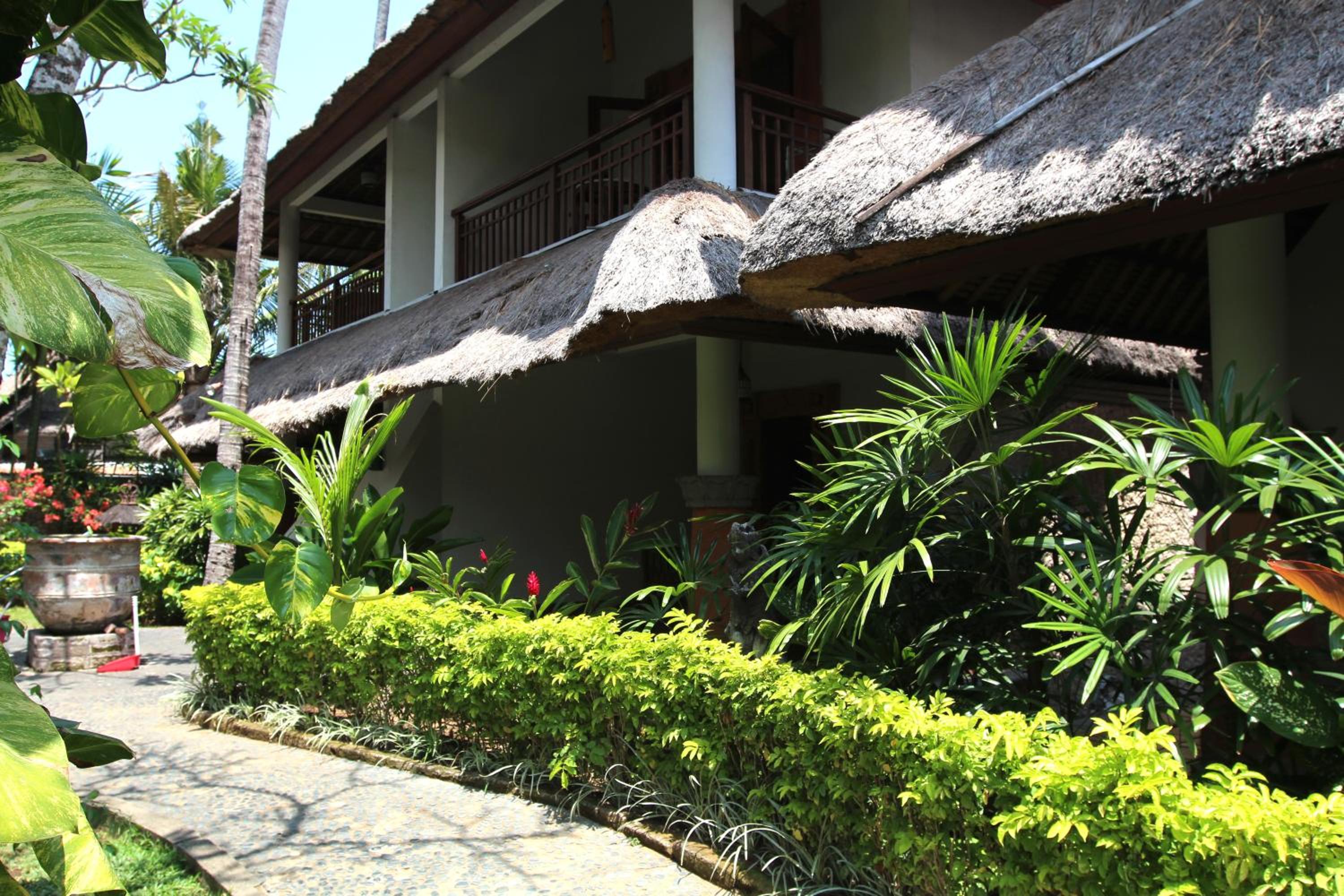Deluxe Double or Twin Room with Garden View photo 3