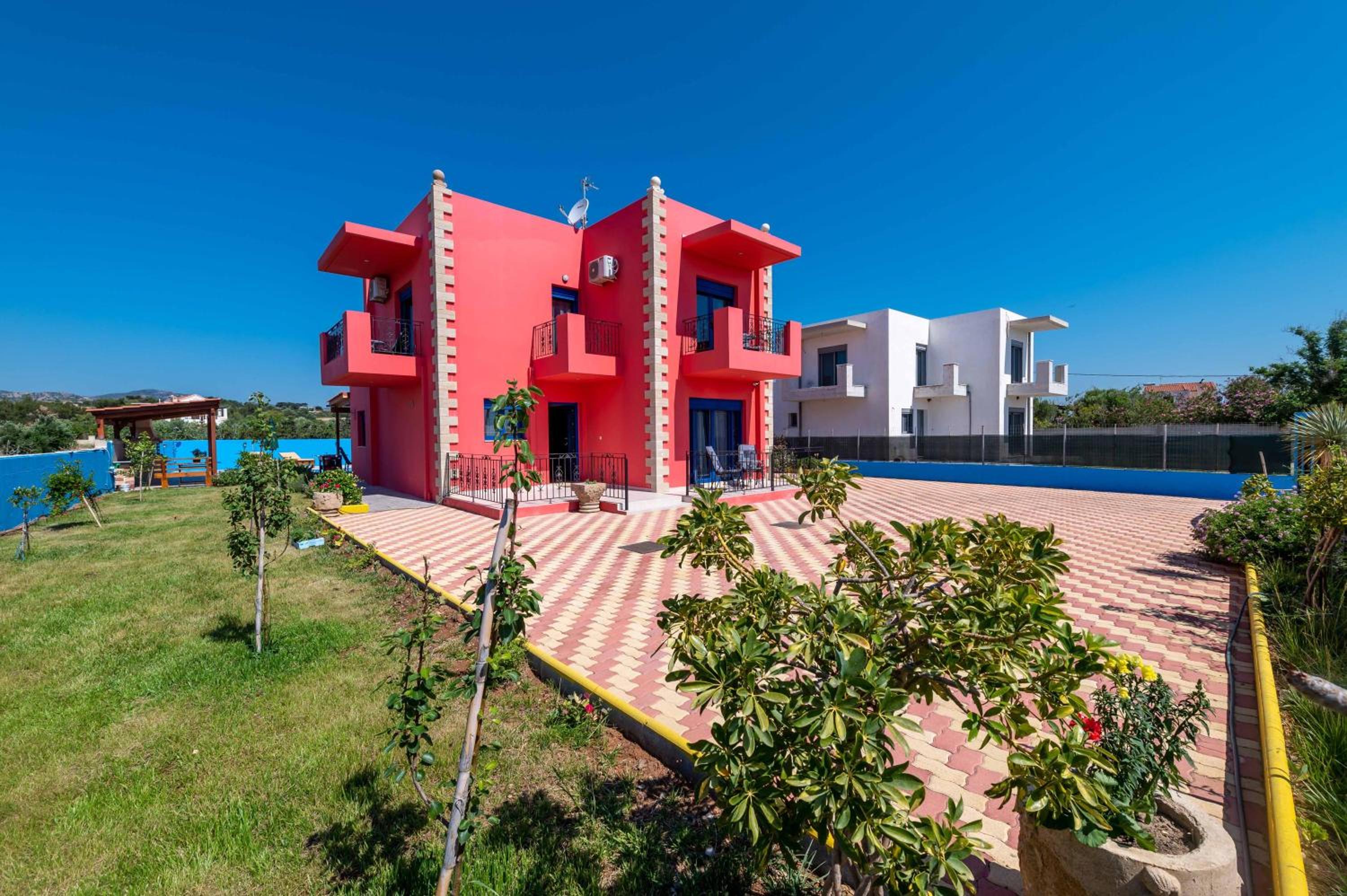 Three-Bedroom Villa photo 3