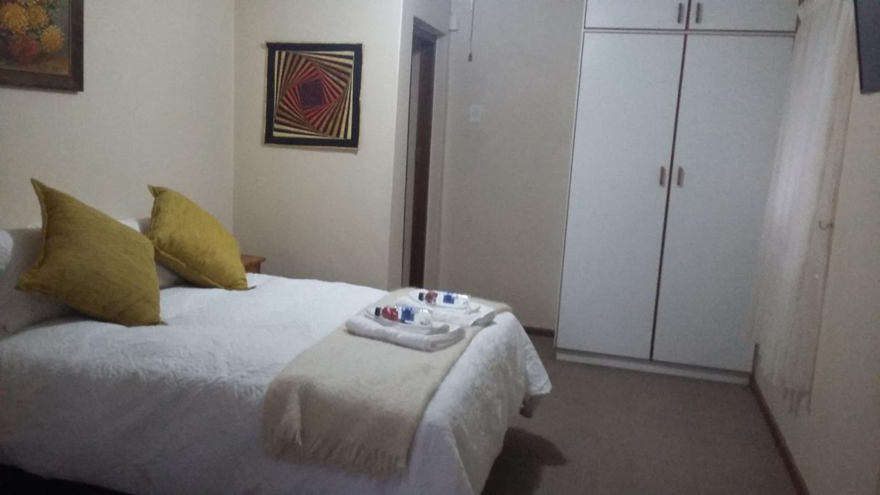 Double Room With Private External Bathroom photo 3