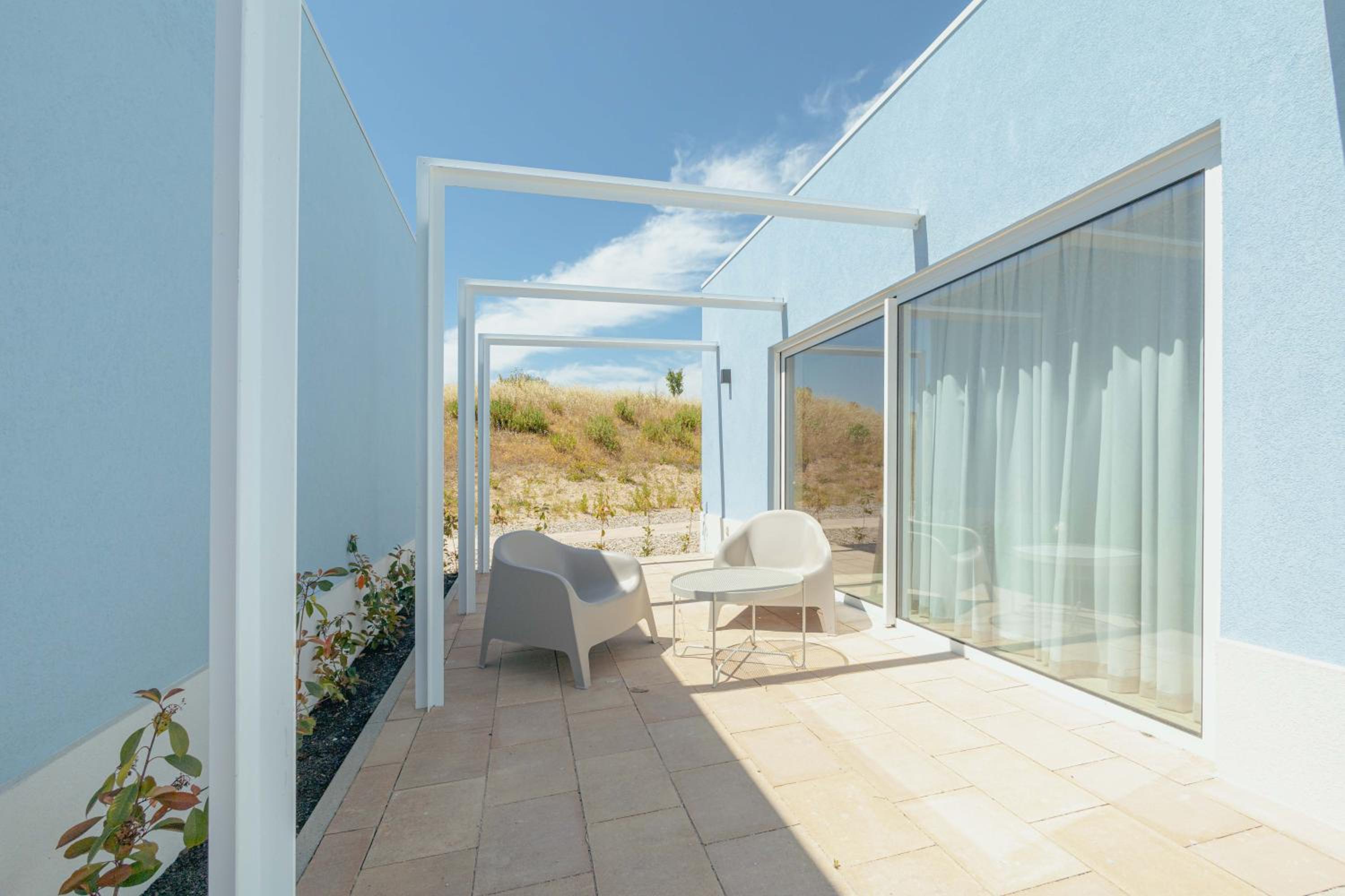 Double Room with Patio - Photo 7