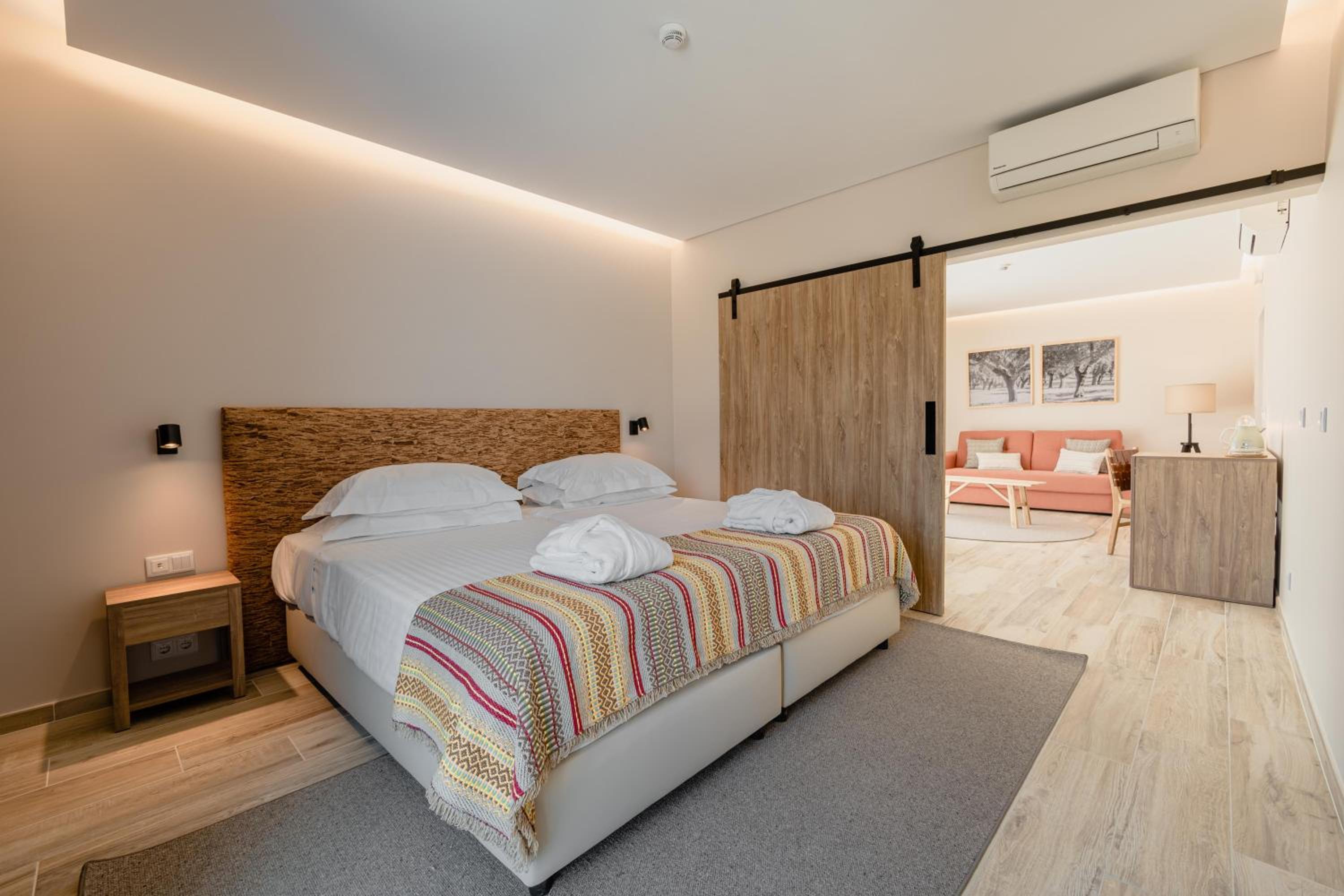Family Suite - Photo 1