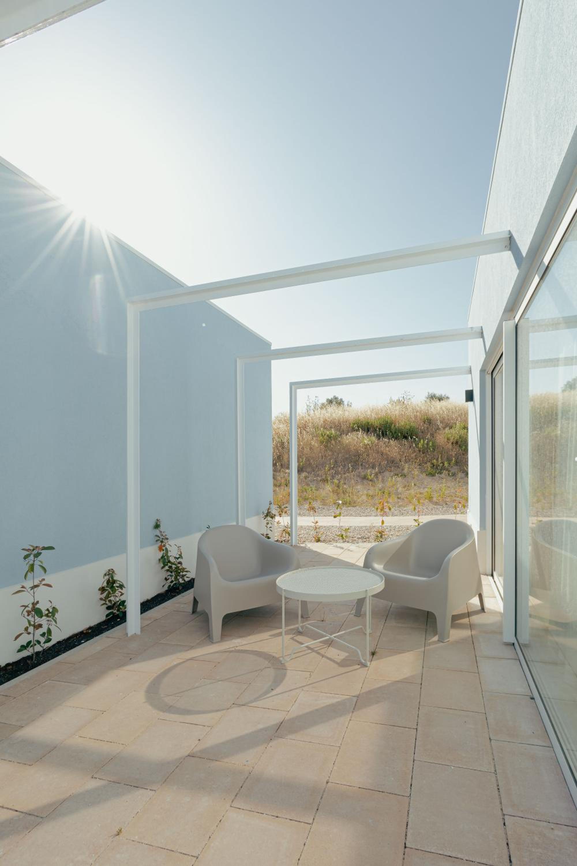 Double Room with Patio - Photo 2