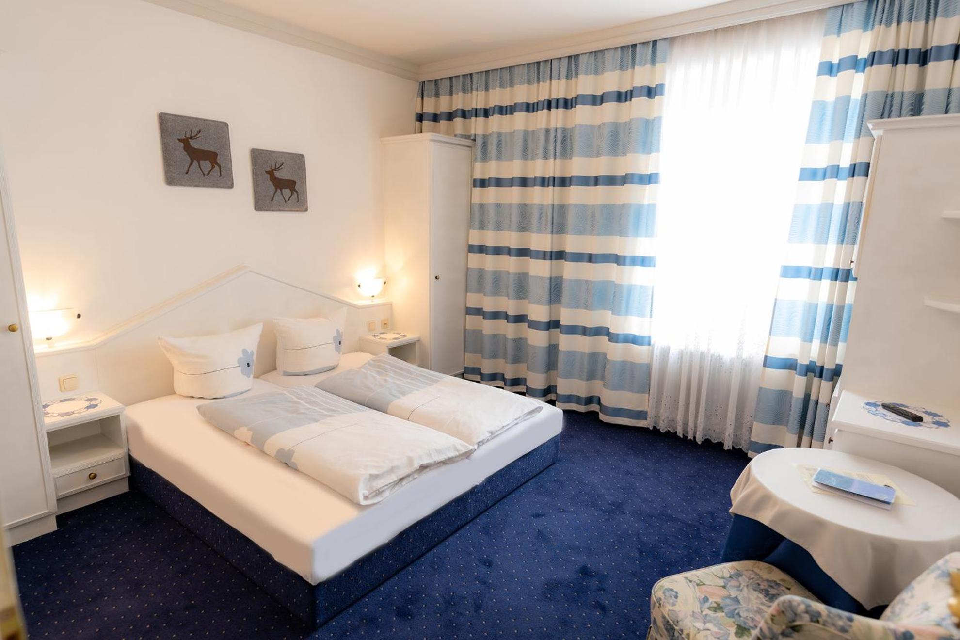 Suite with Mountain View photo 3