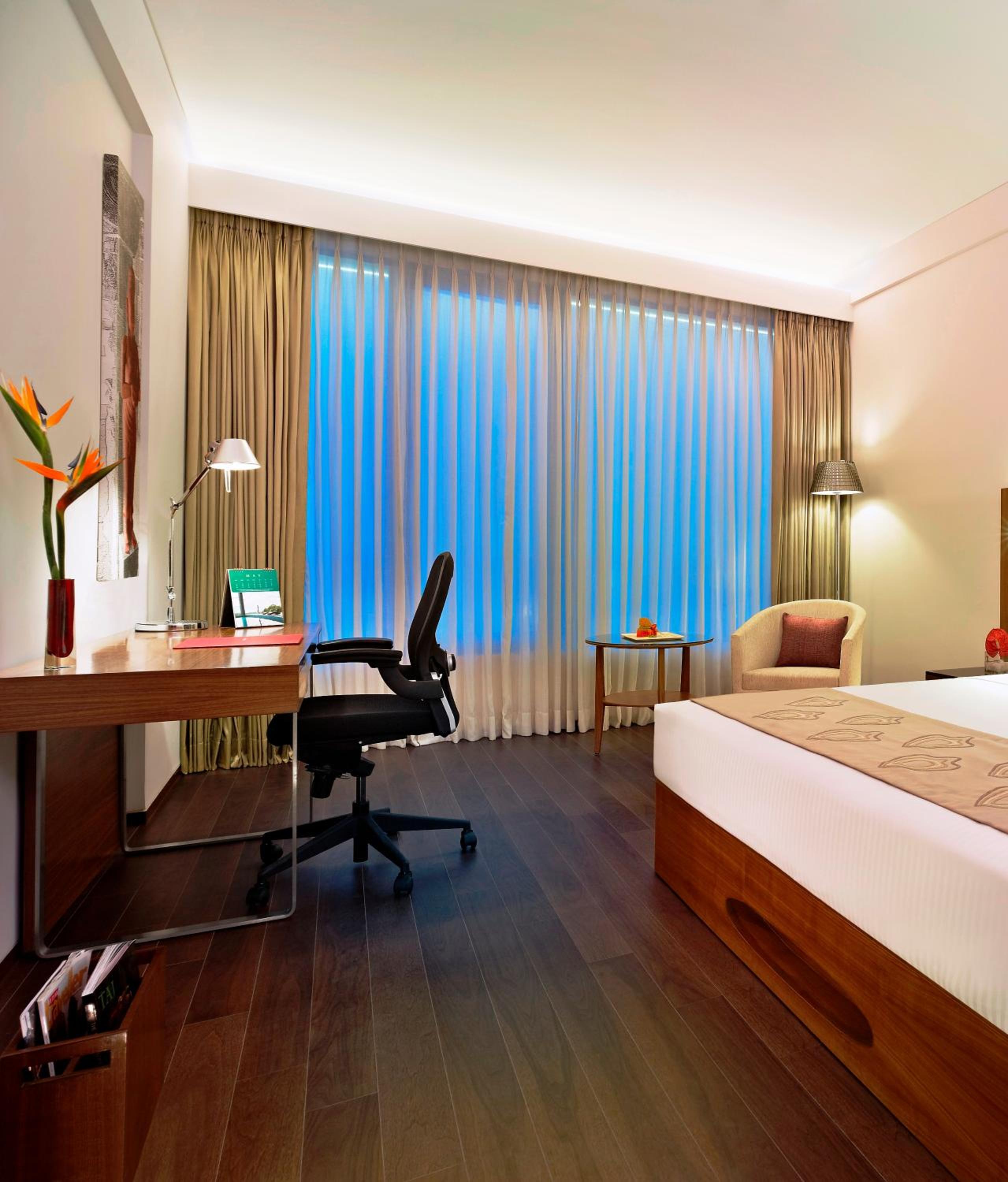 Premium Room Twin Bed photo 2