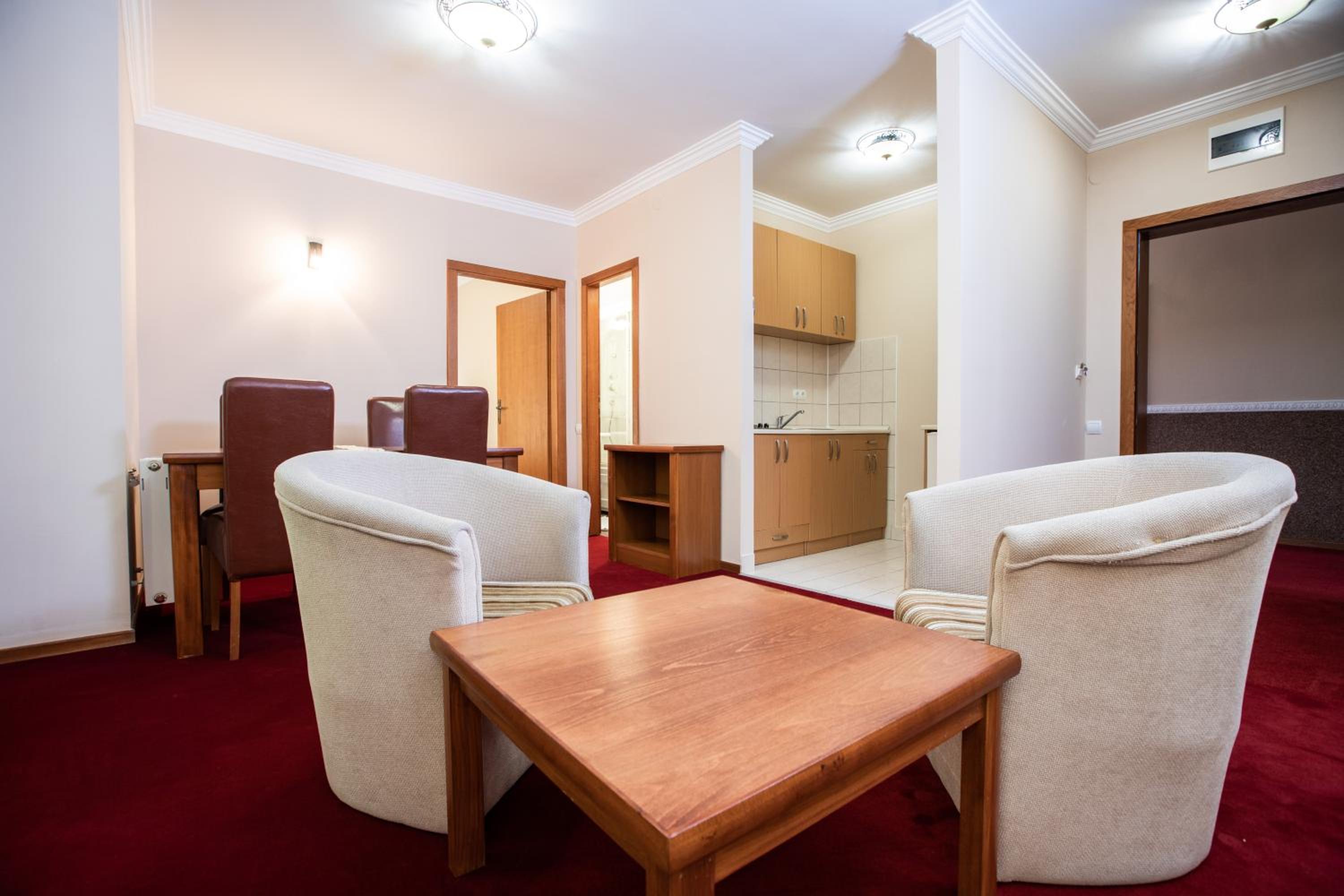 One-Bedroom Suite photo 1