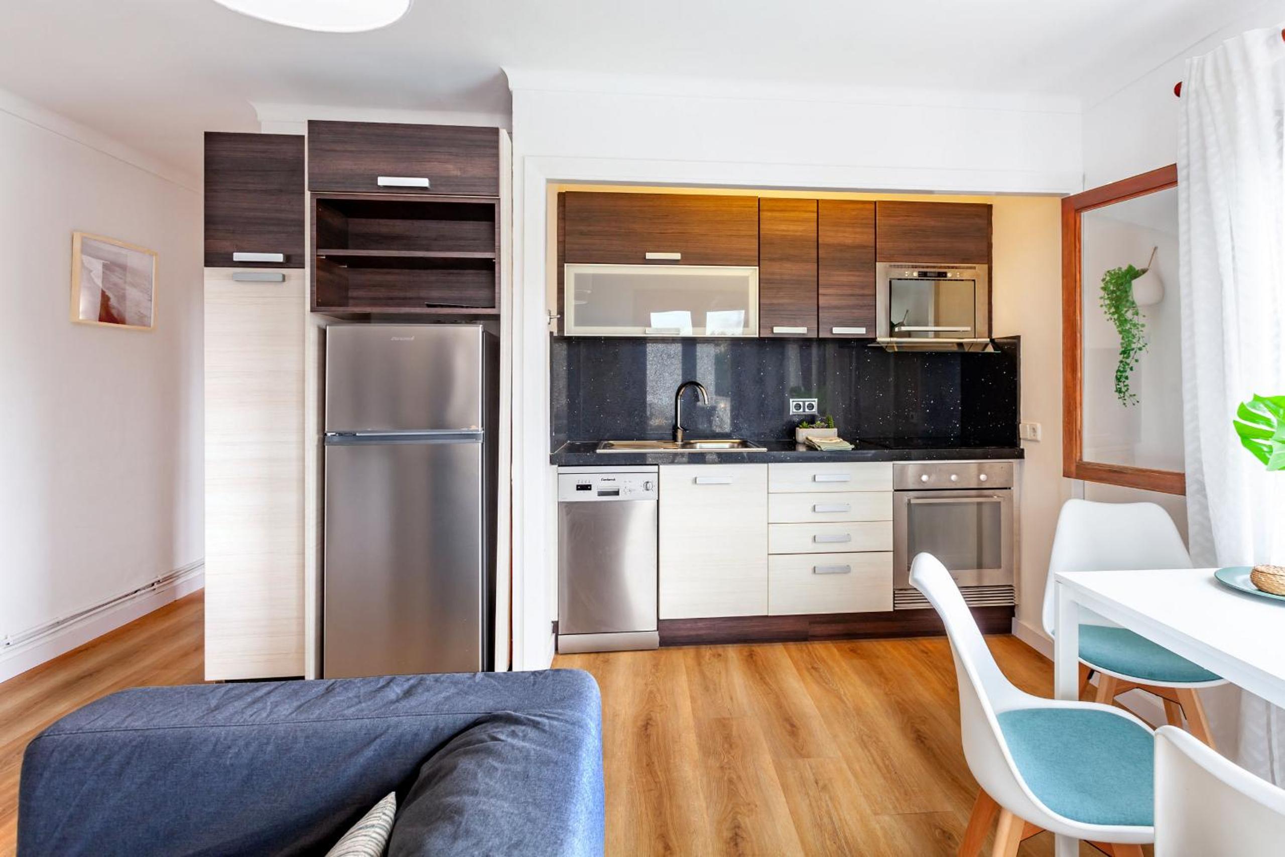 Two-Bedroom Apartment with Terrace