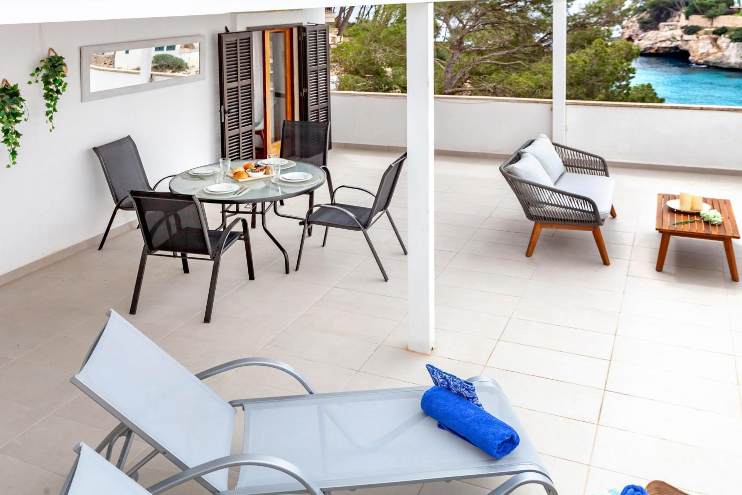 Two-Bedroom Apartment with Terrace