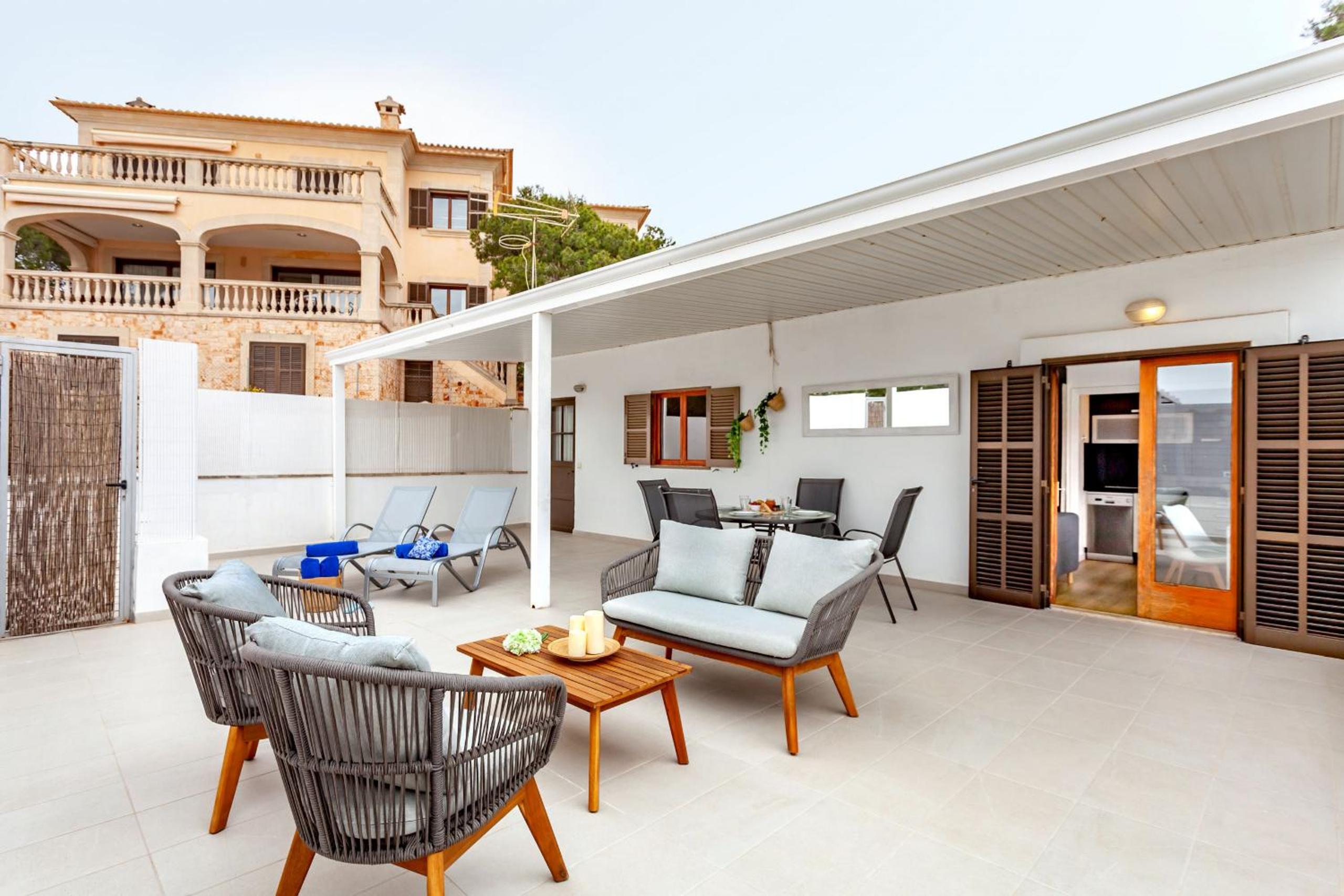 Two-Bedroom Apartment with Terrace thumbnail 5