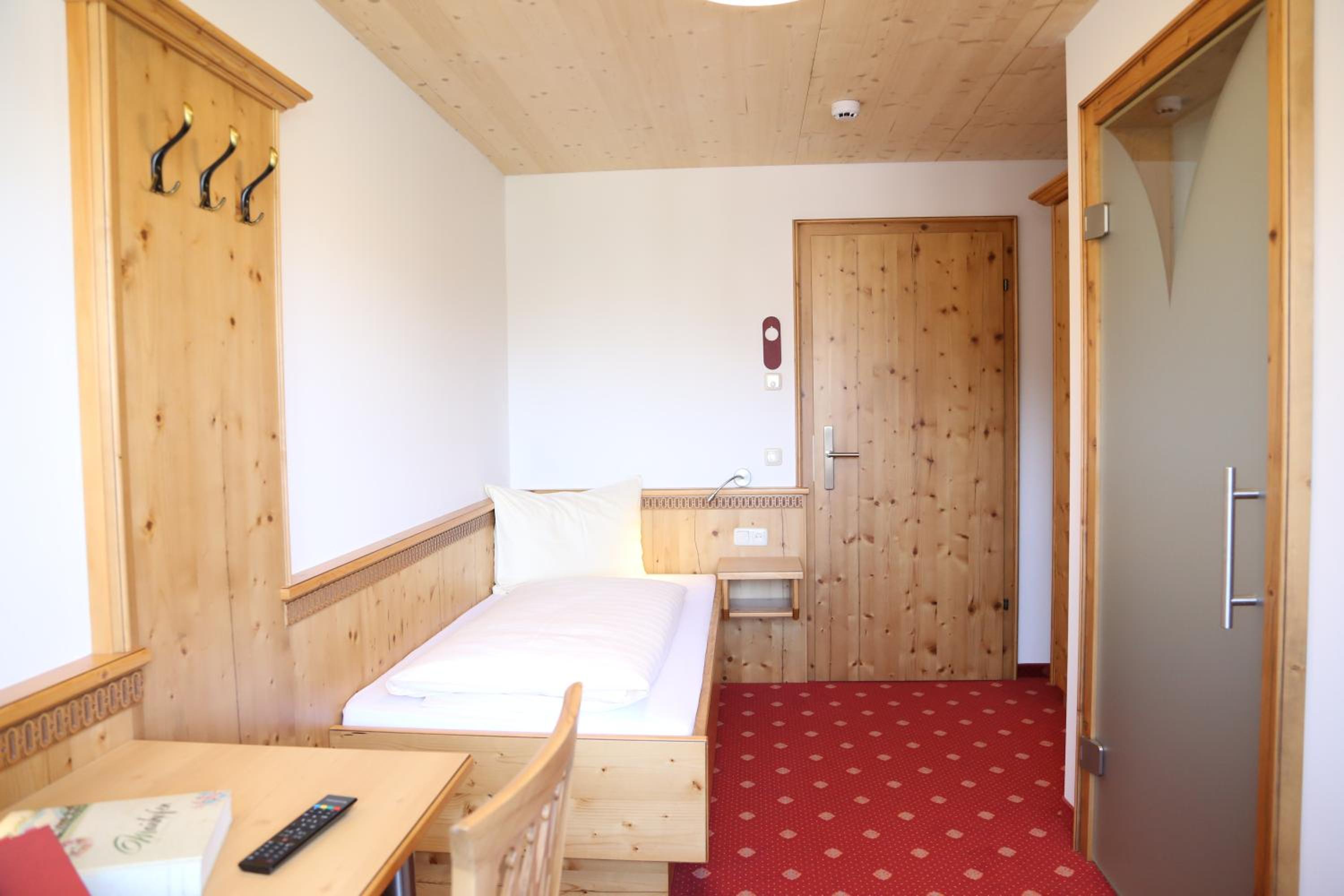Single Room photo 1