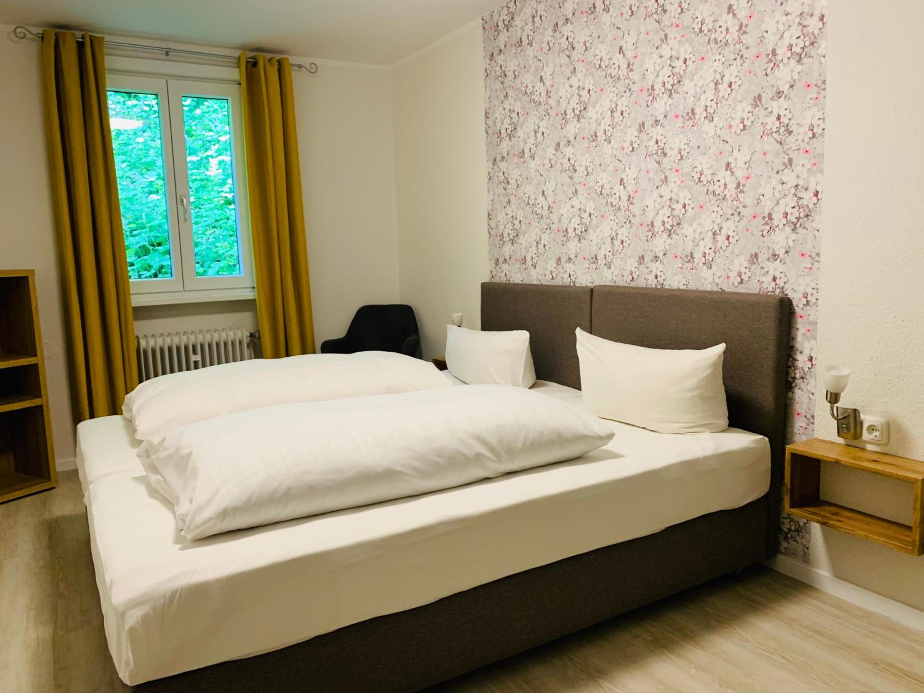 Double Room with Shared External Bathroom photo 2