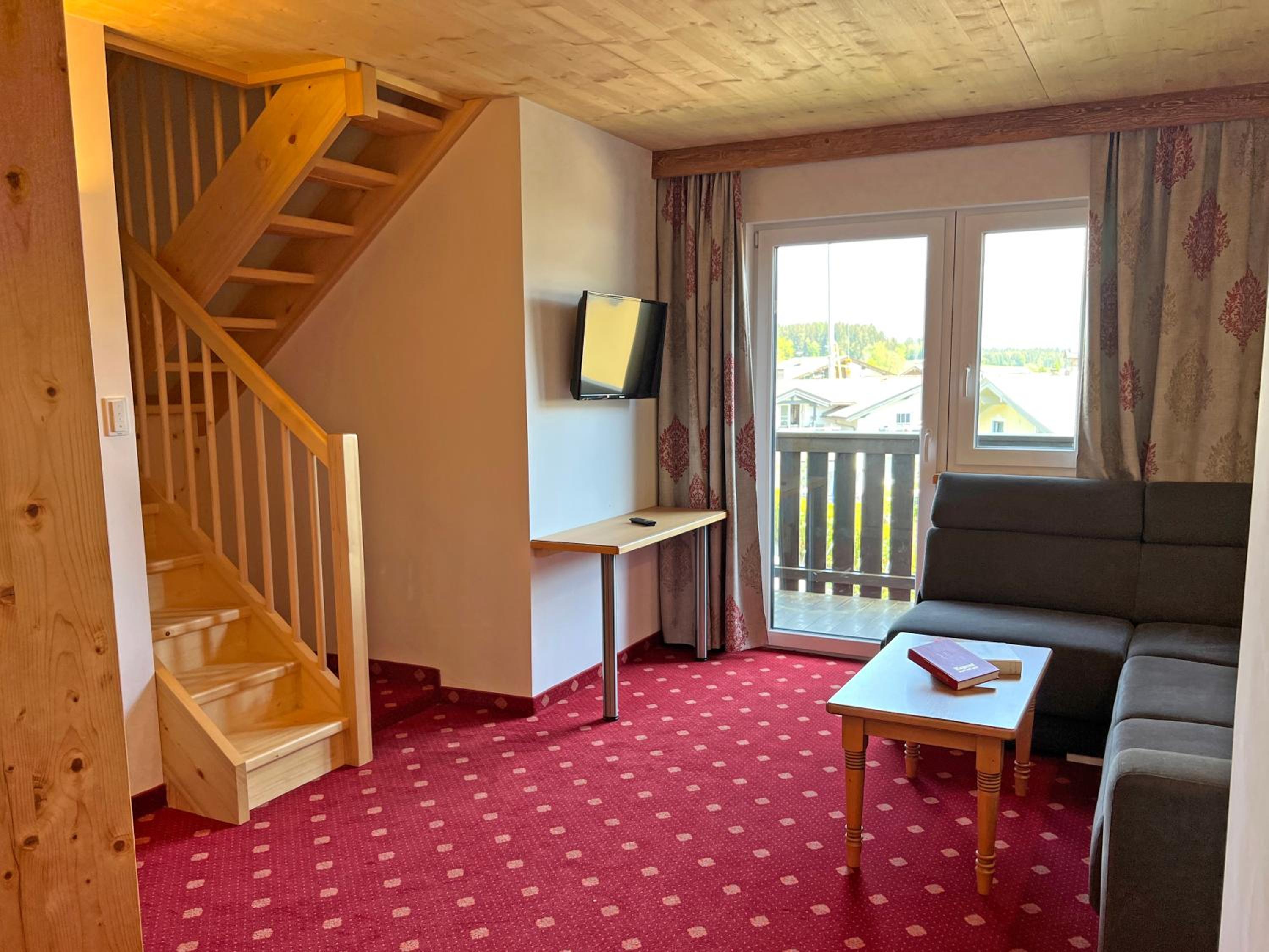 Suite with Balcony photo 2