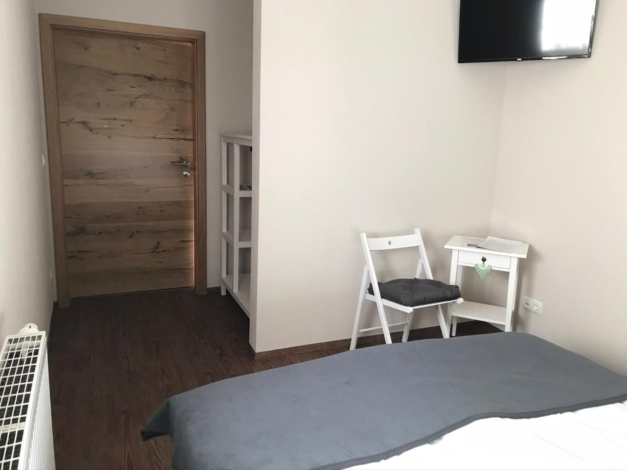 Small Double Room photo 1