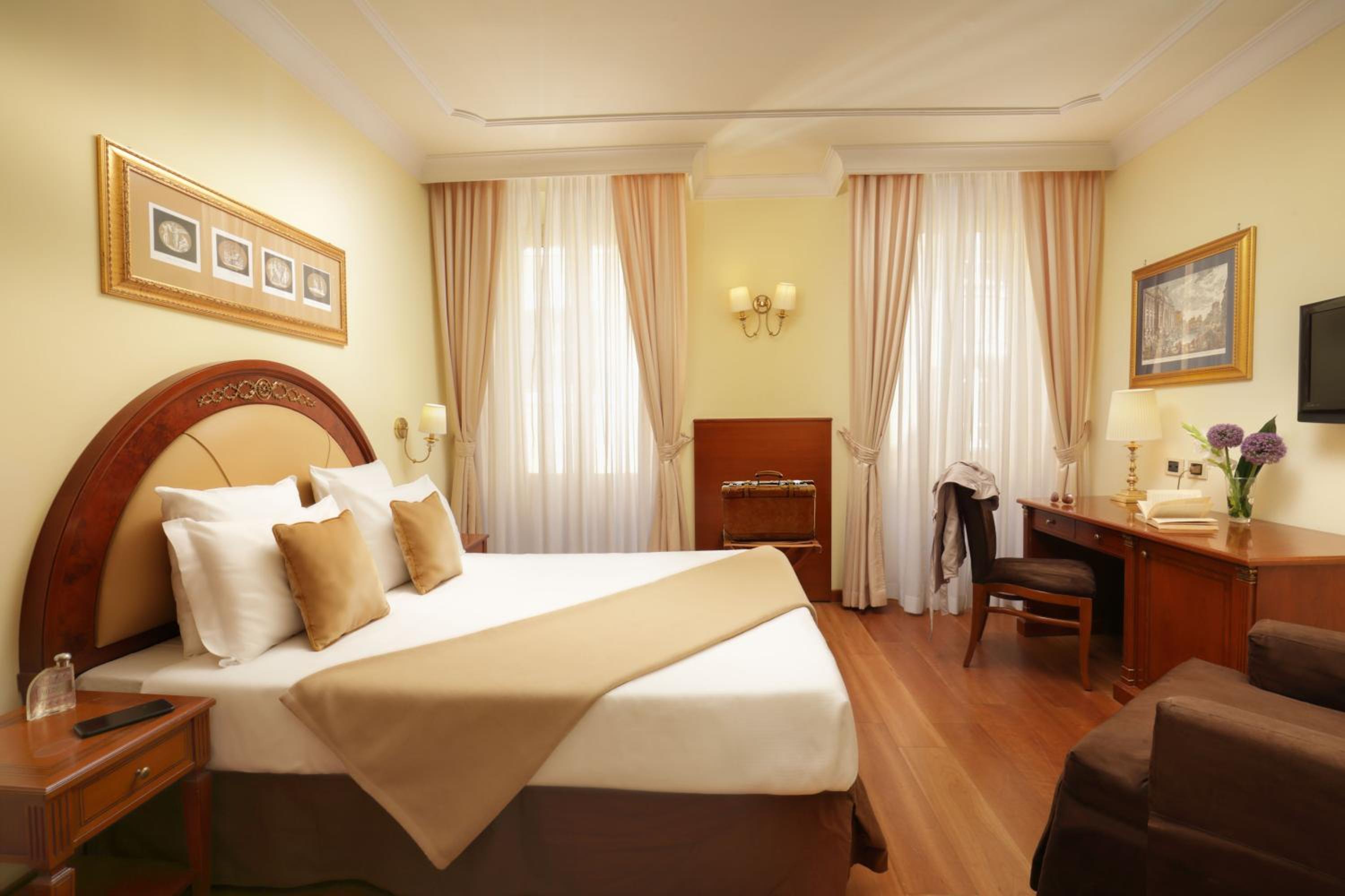 Superior Queen Room photo 1