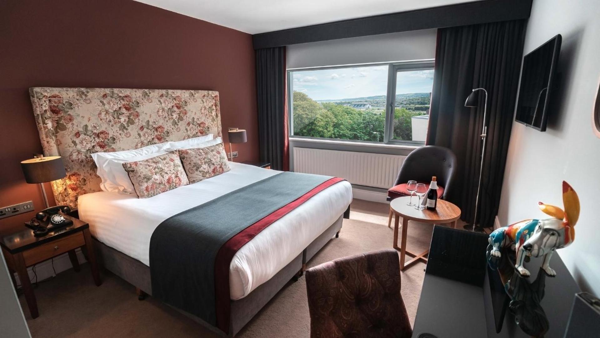 Boutique Room