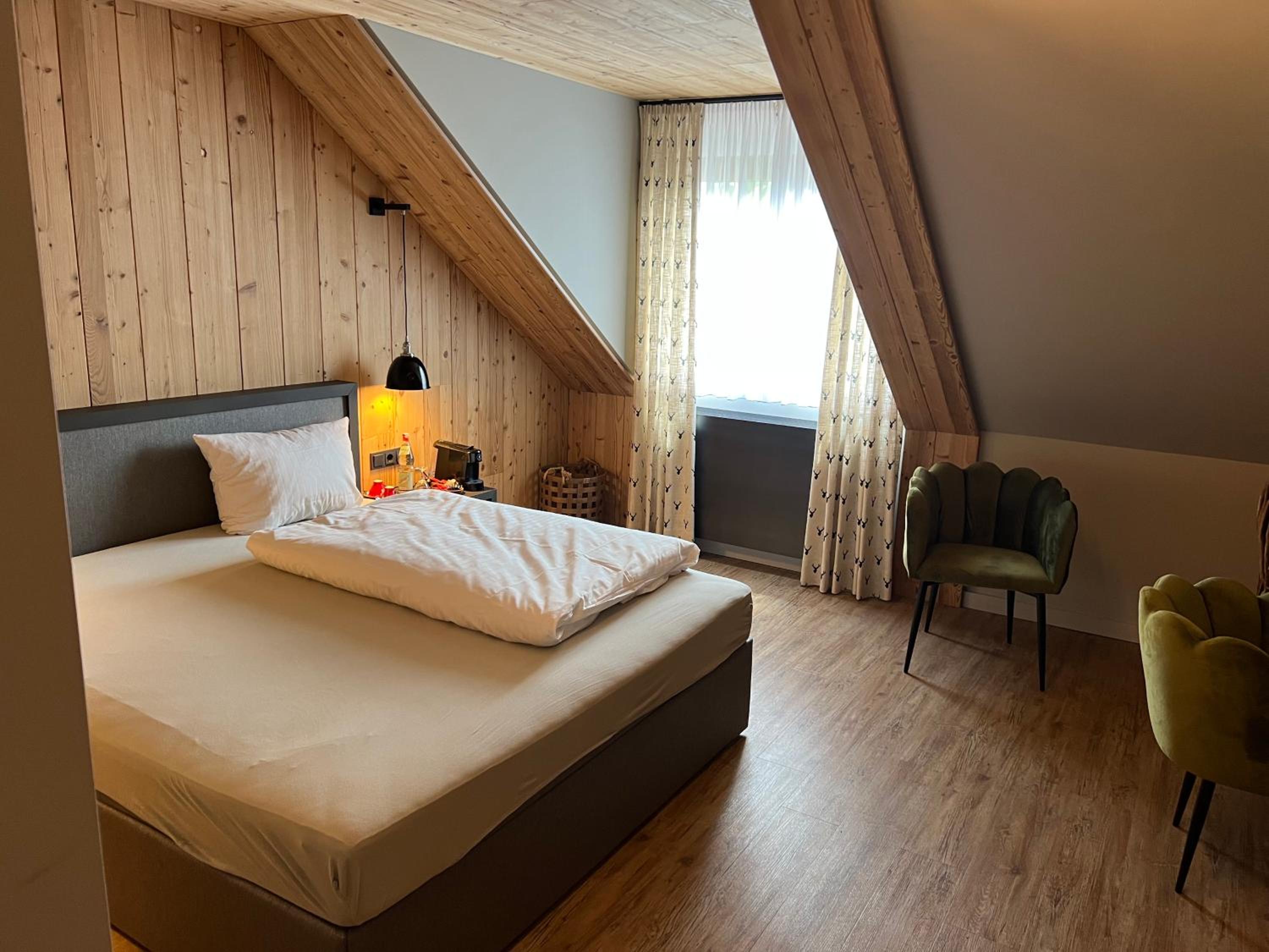 Deluxe Double Room - Photo 1