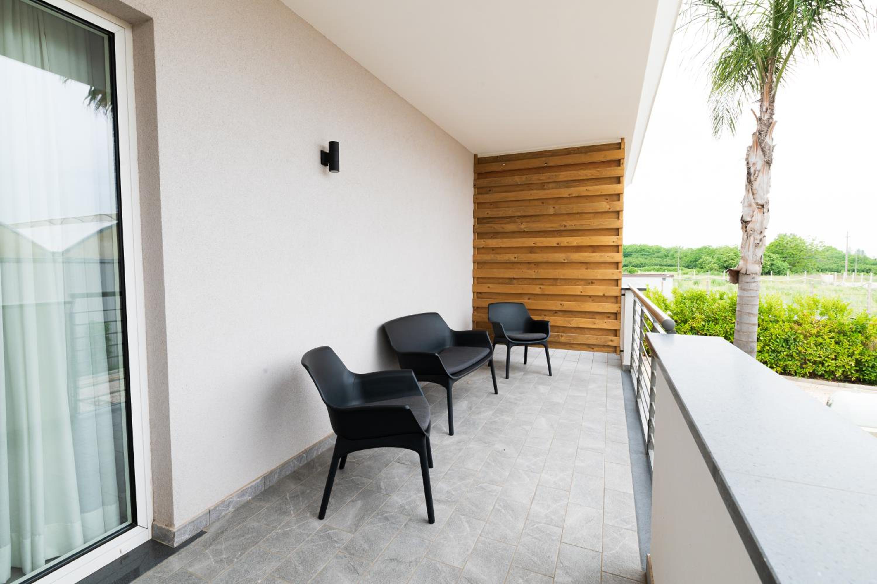 Double Room with Balcony photo 2
