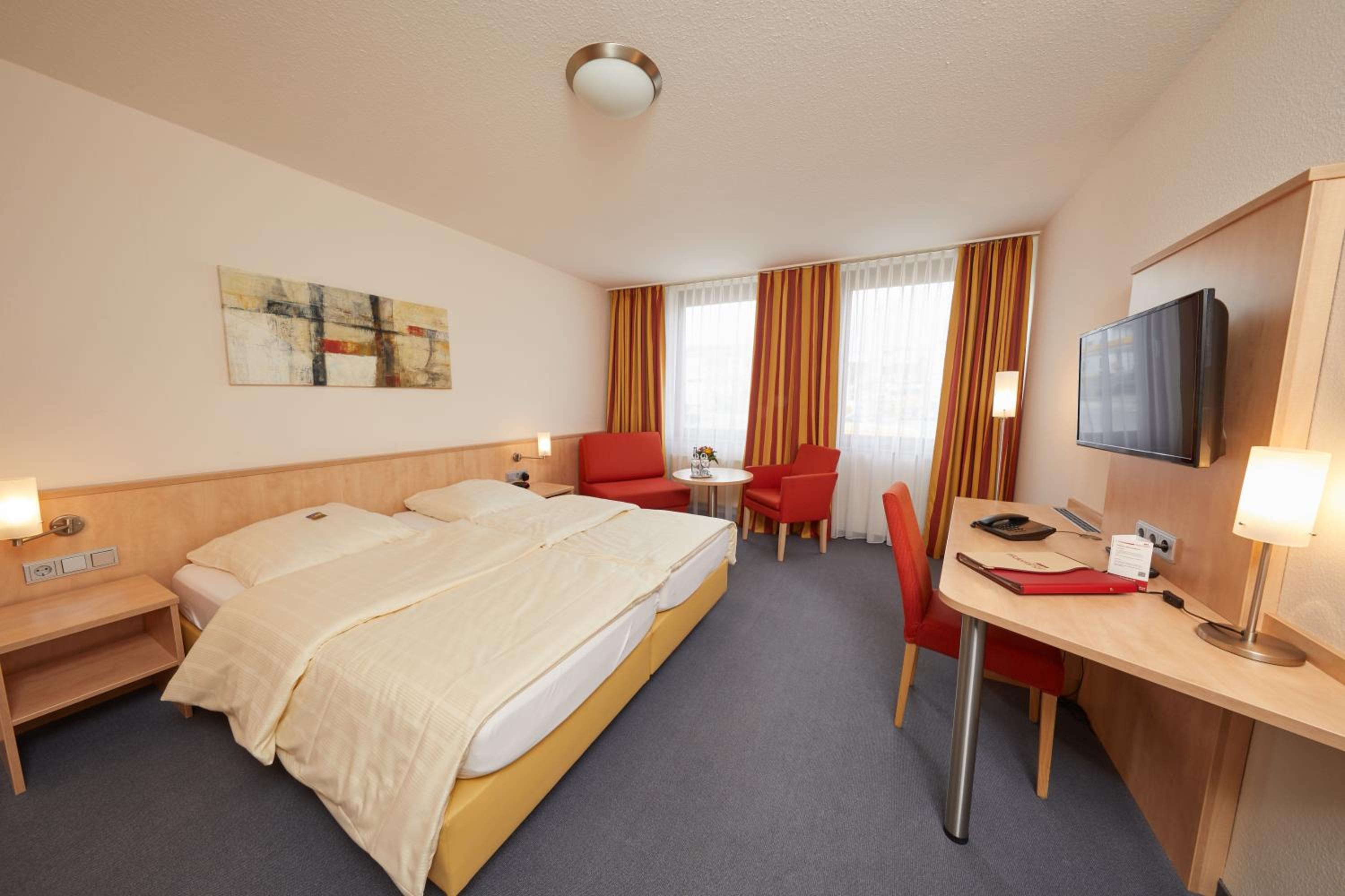Economy Double Room - Photo 4