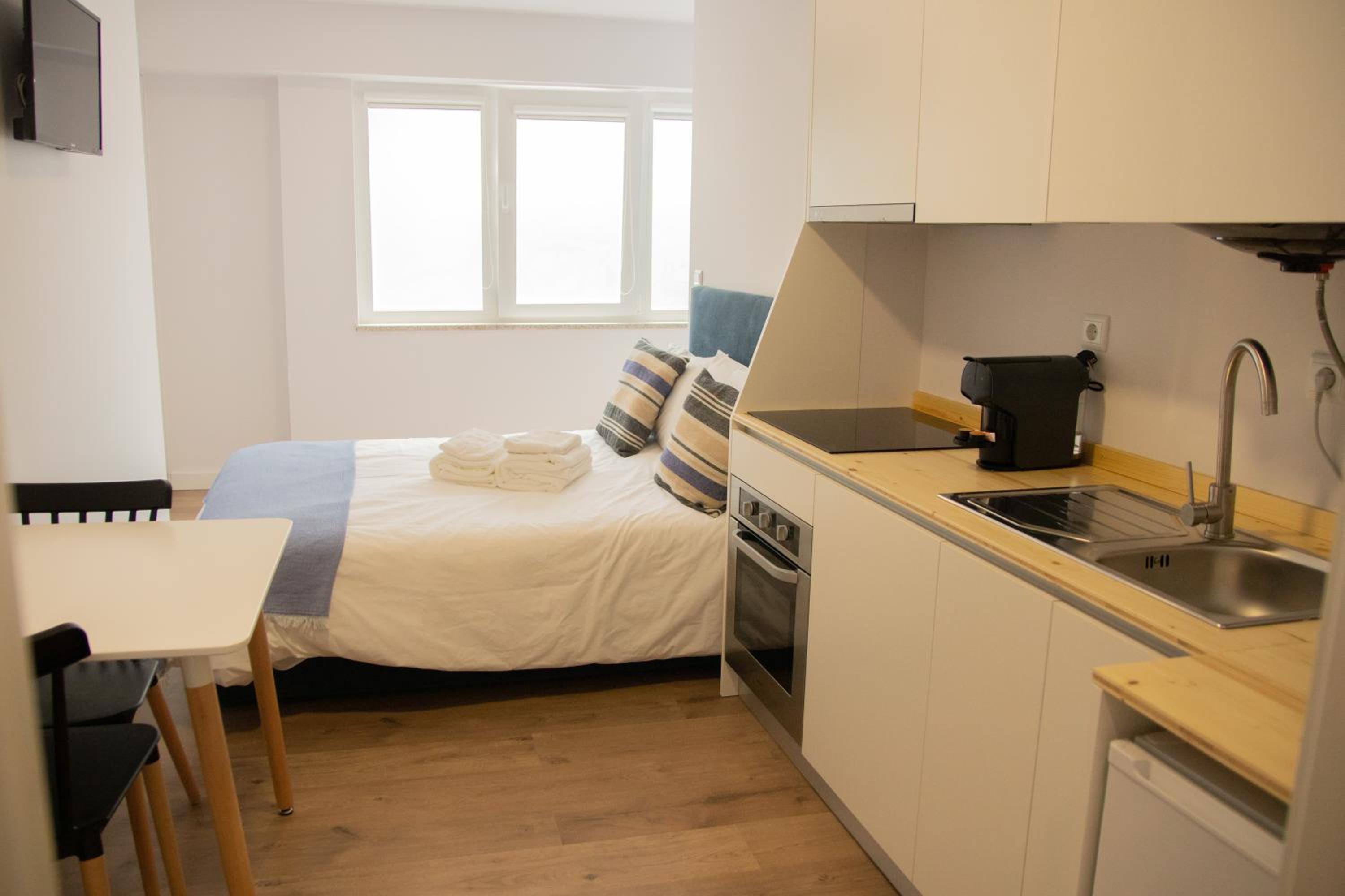 Deluxe Apartment - Photo 16