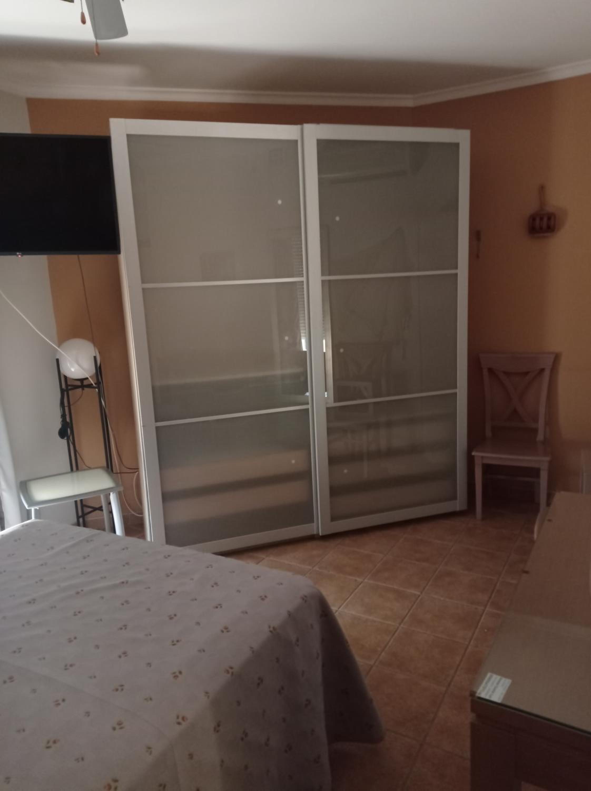 Double Room - Photo 9