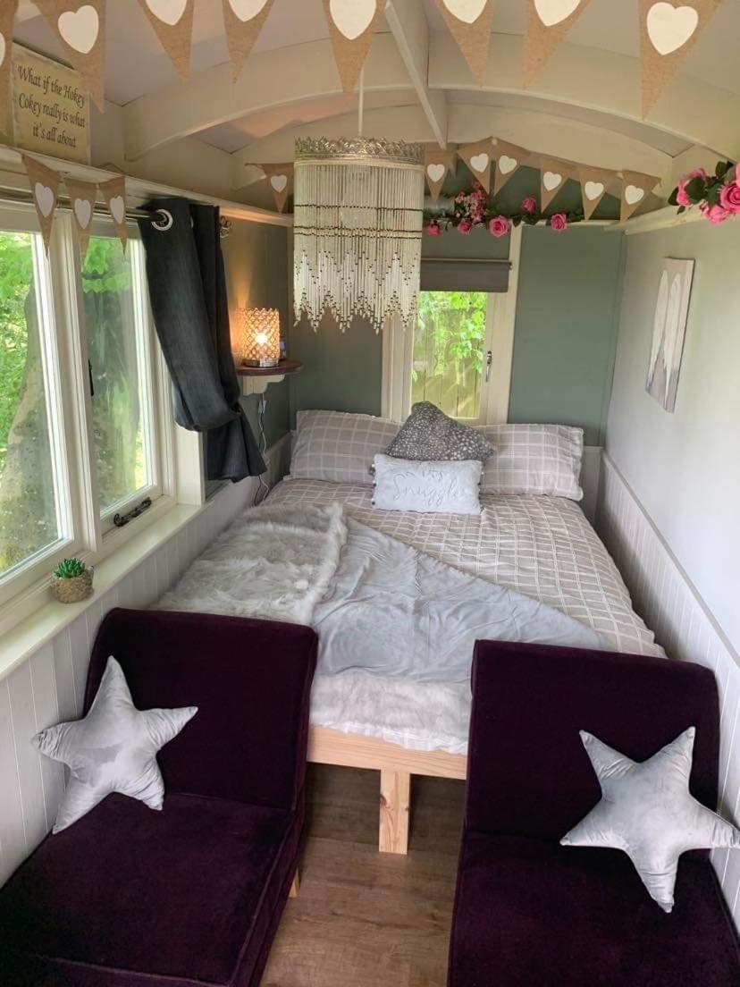 One-Bedroom House - Photo 1