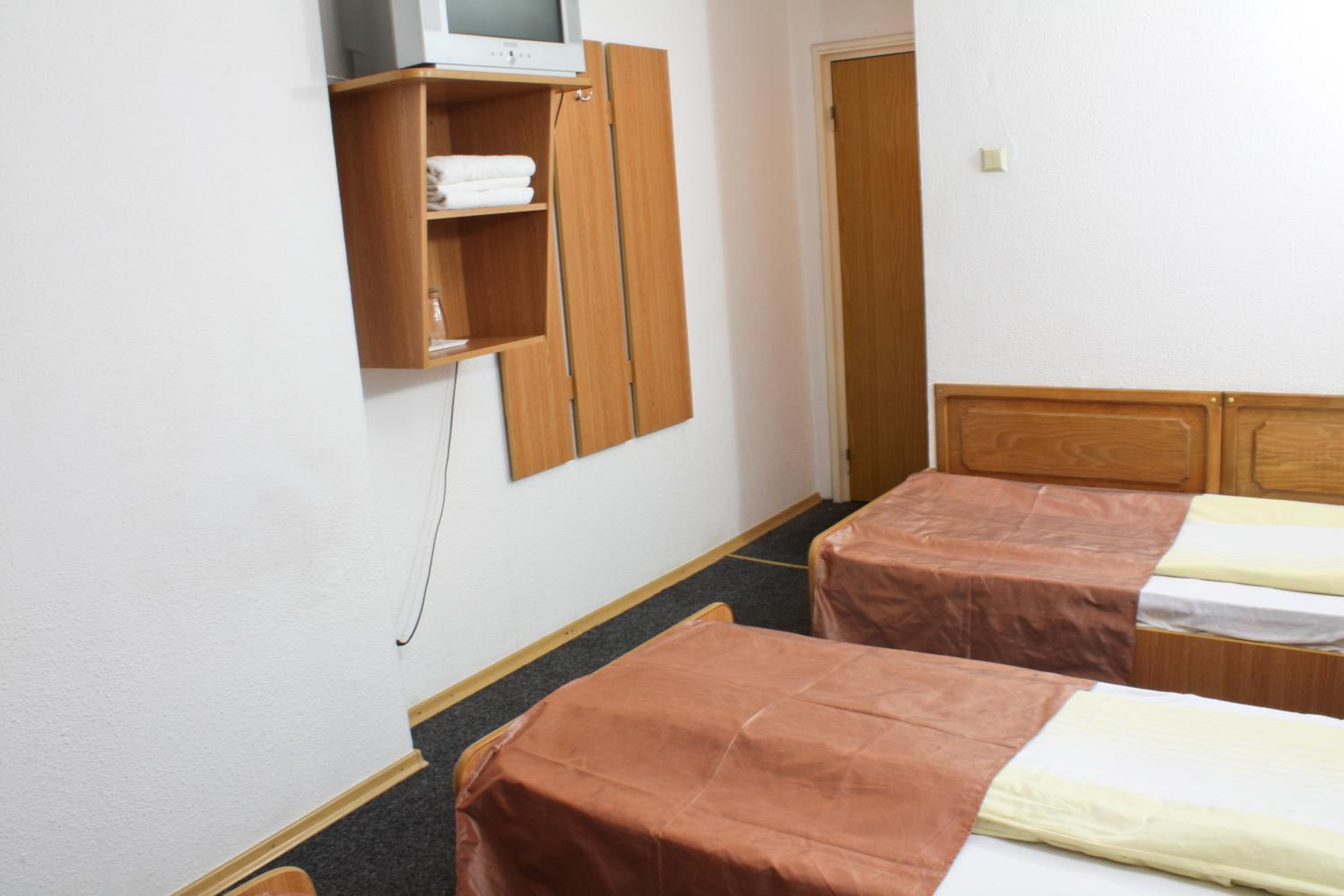 Triple Room with Private Bathroom