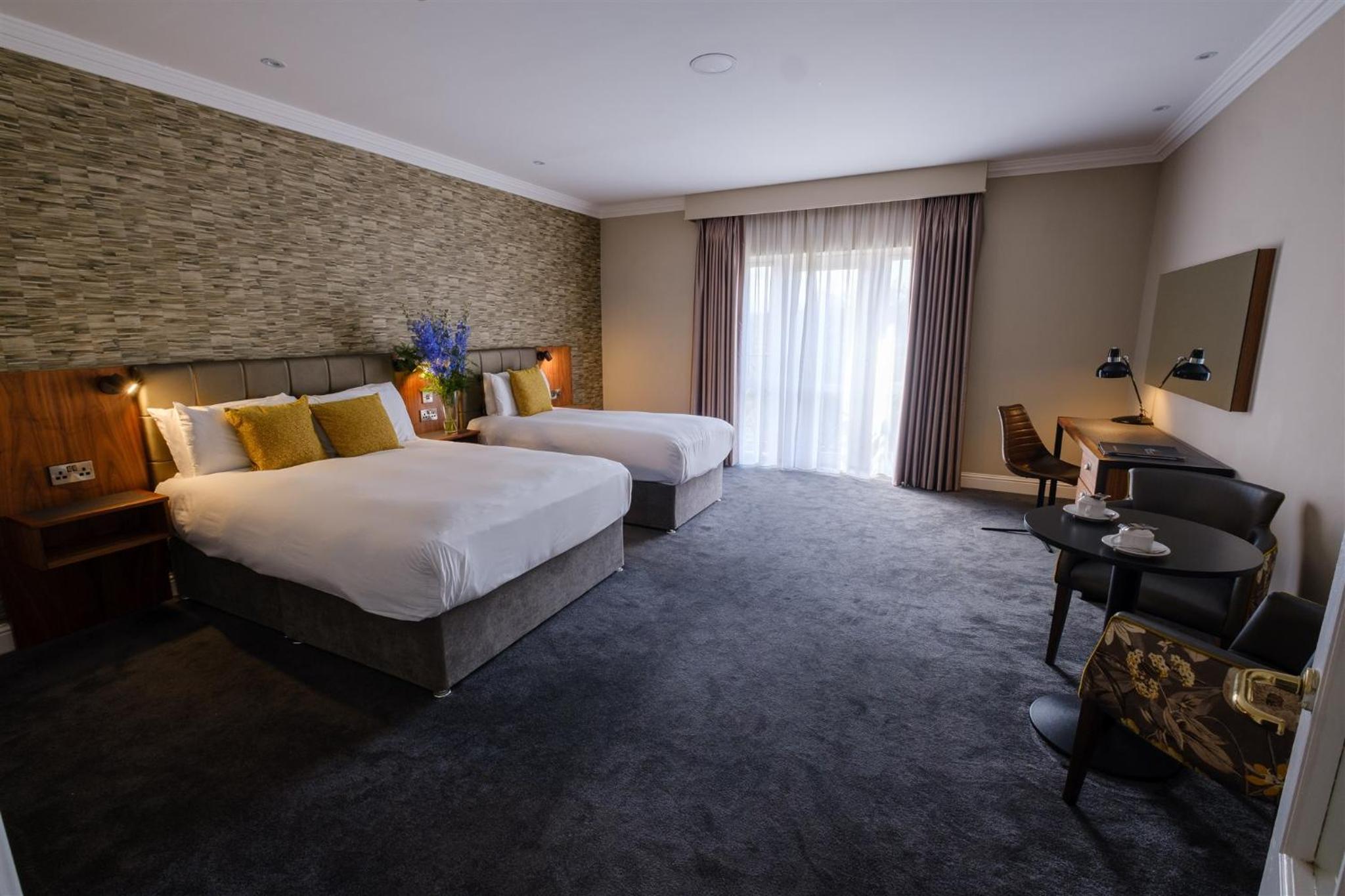 Classic Twin Room - Photo 5